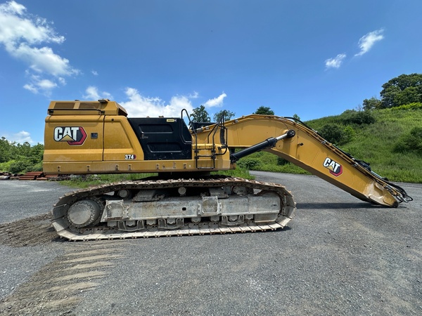 2022 CATERPILLAR 374