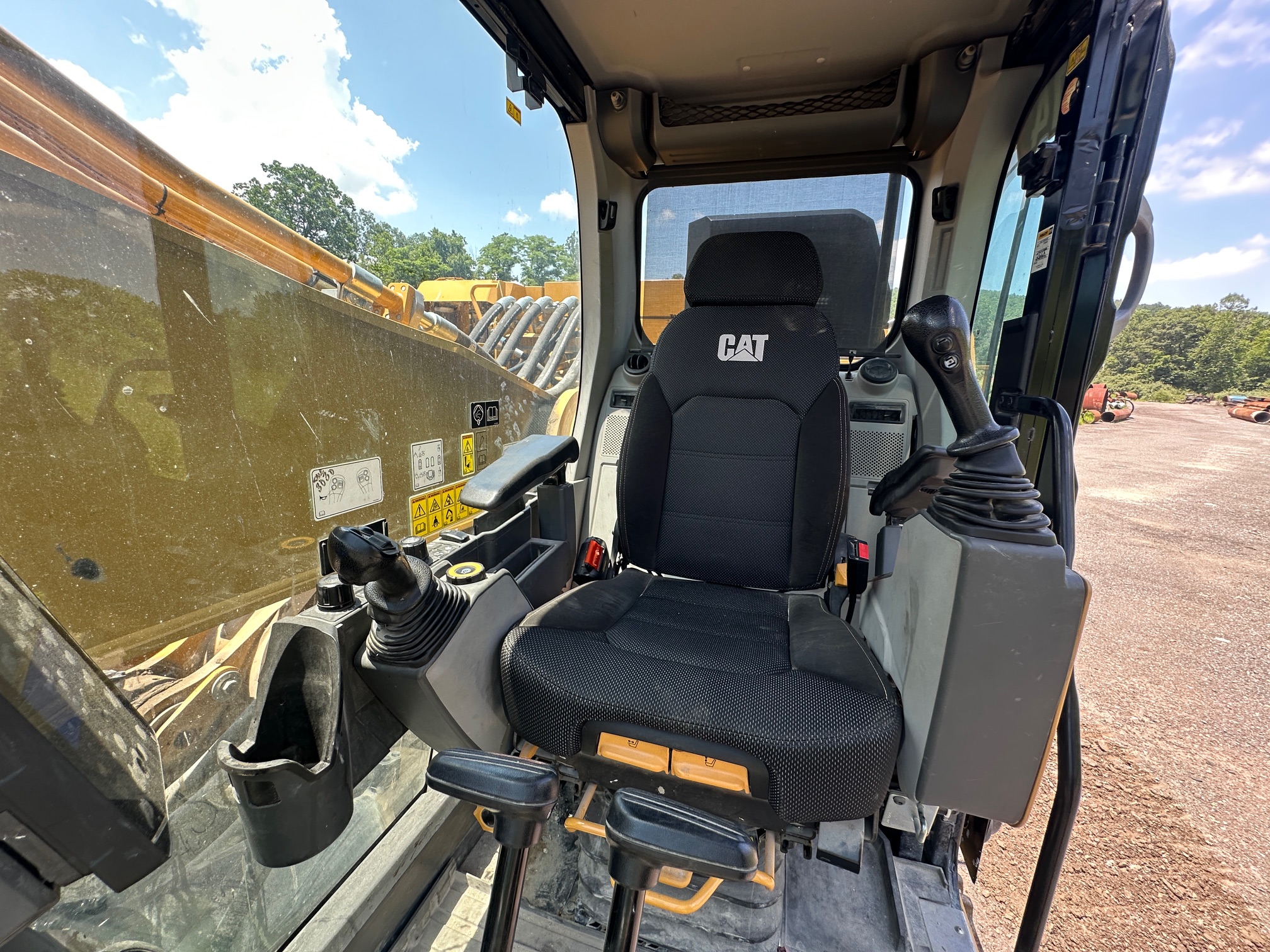 2022 CATERPILLAR 374 - Image 26