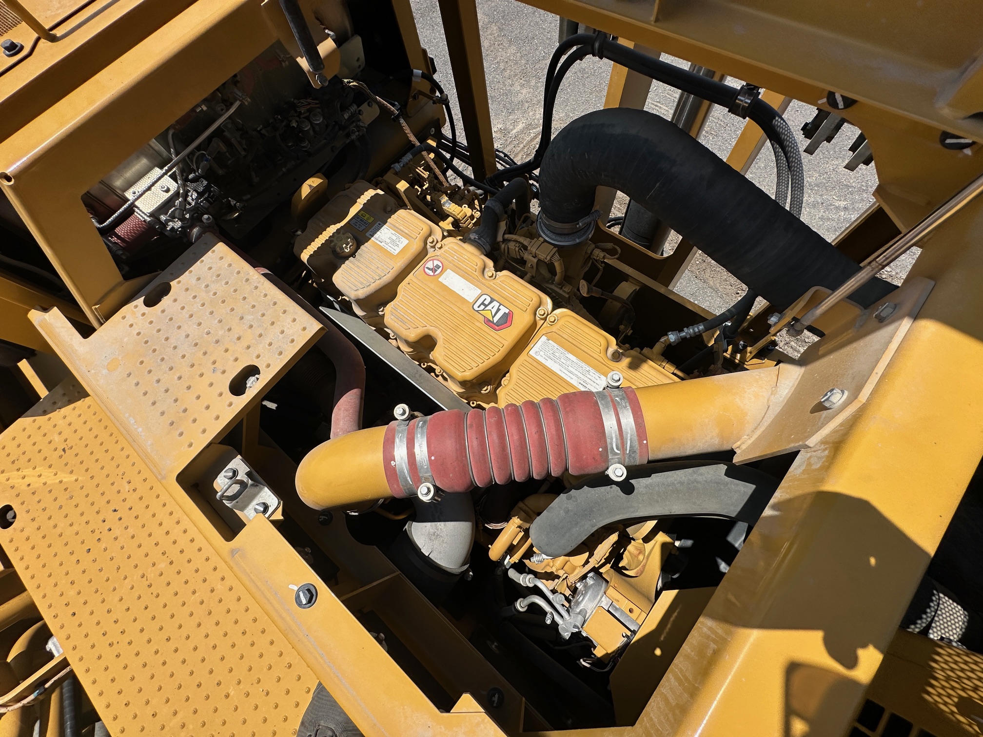 2022 CATERPILLAR 374 - Image 35