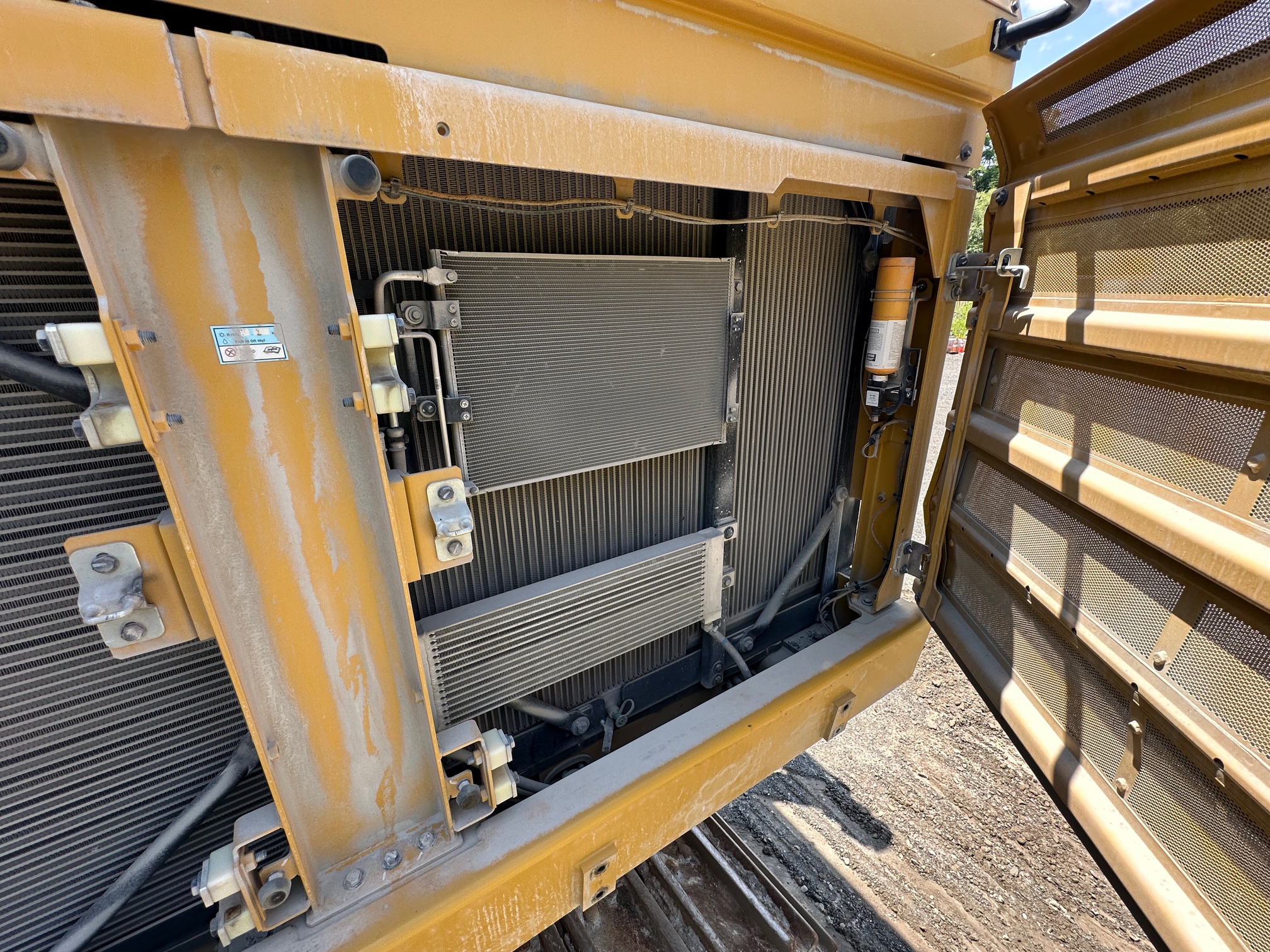 2022 CATERPILLAR 374 - Image 40