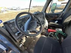 2010 FREIGHTLINER Cascadia 125 - Image 10