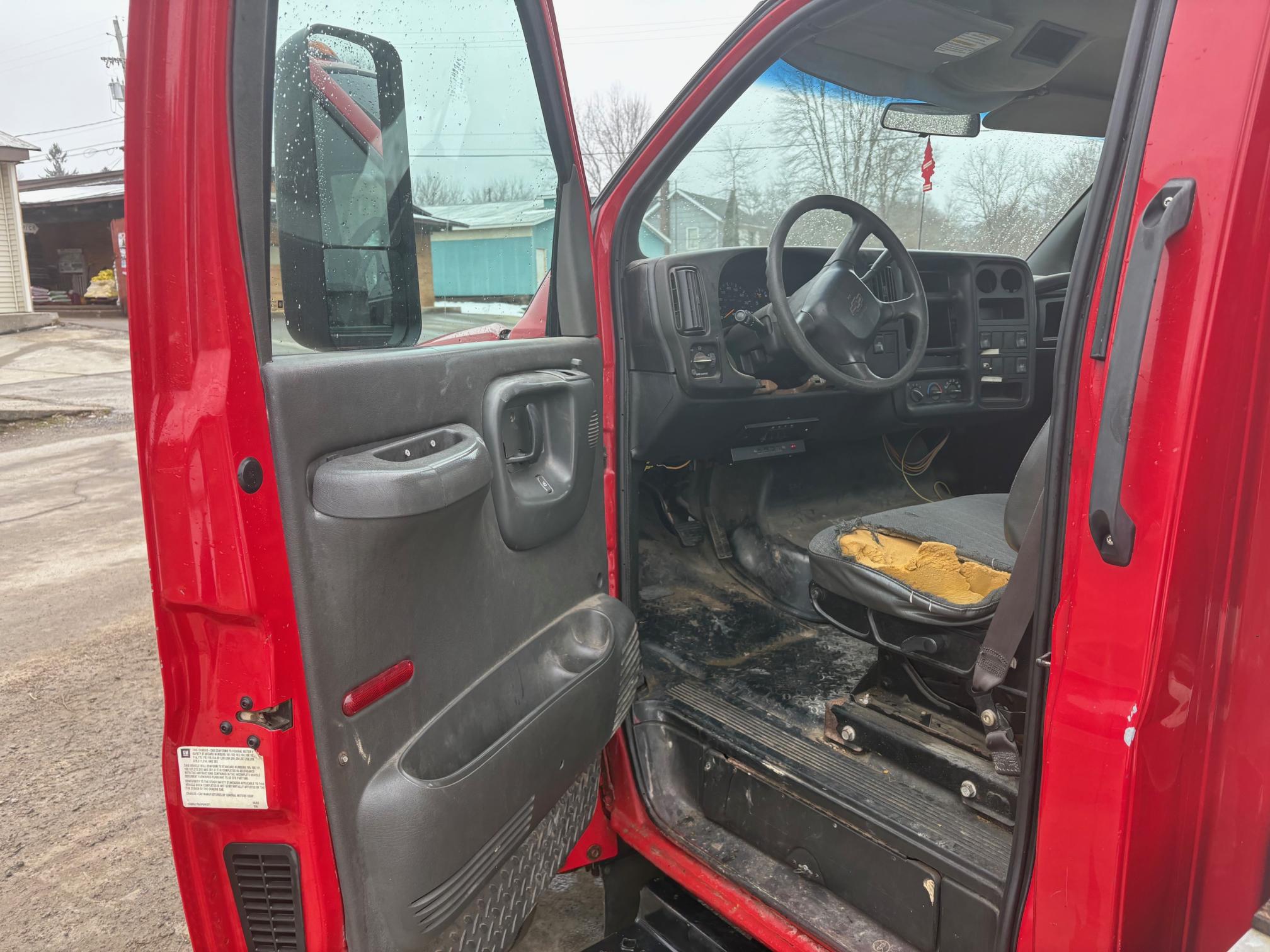 2003 CHEVROLET C5500 - view 13 of 28