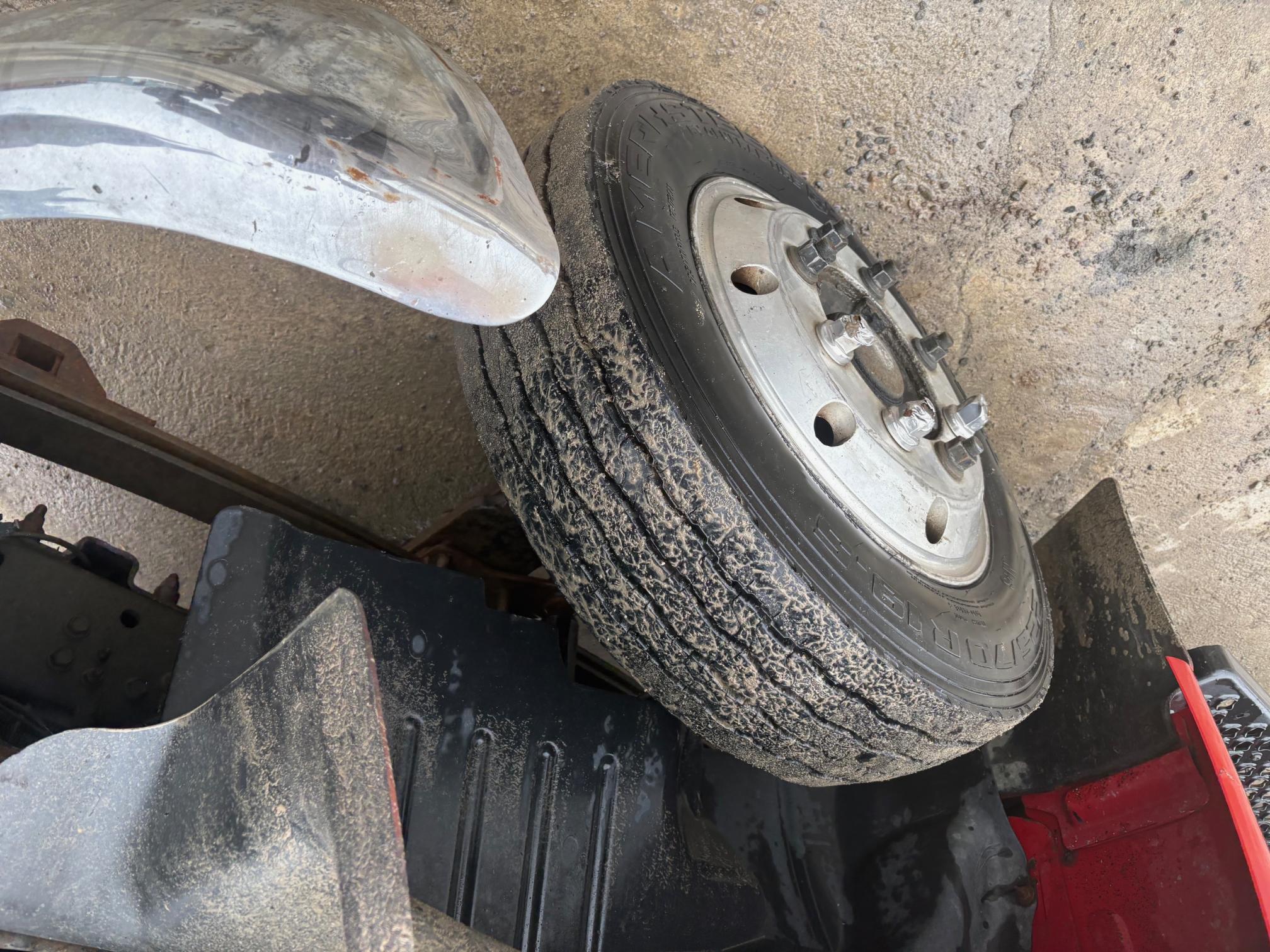 2003 CHEVROLET C5500 - Image 24