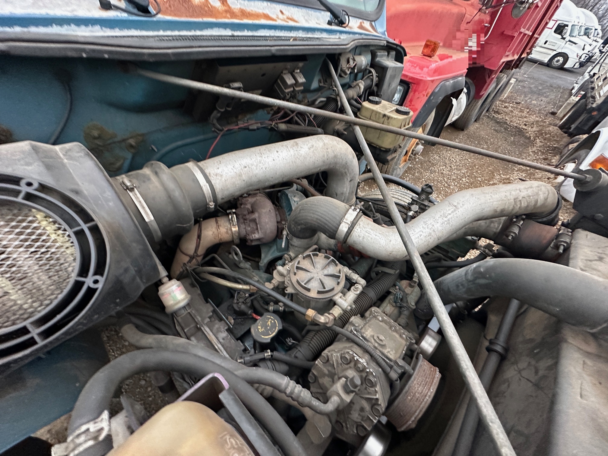 2002 INTERNATIONAL 4700 - Image 23