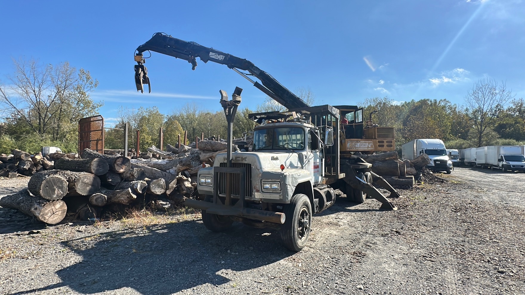1984 MACK RD686S - Image 2