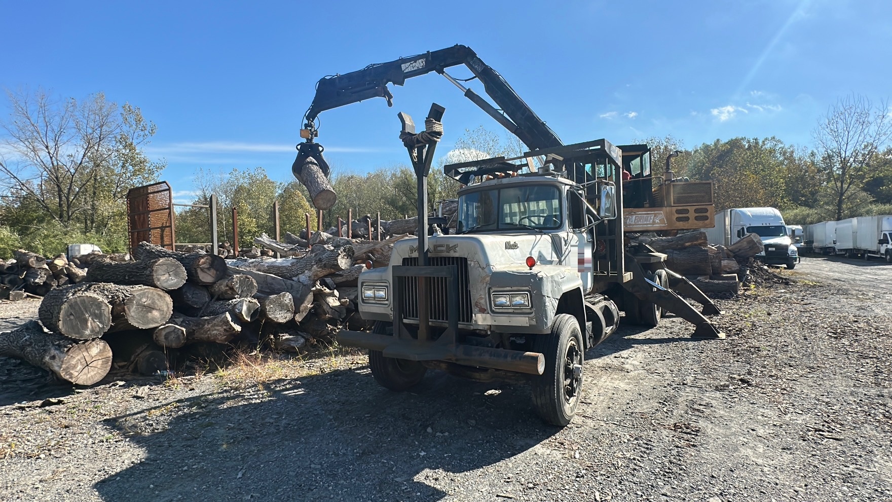 1984 MACK RD686S - view 4 of 54