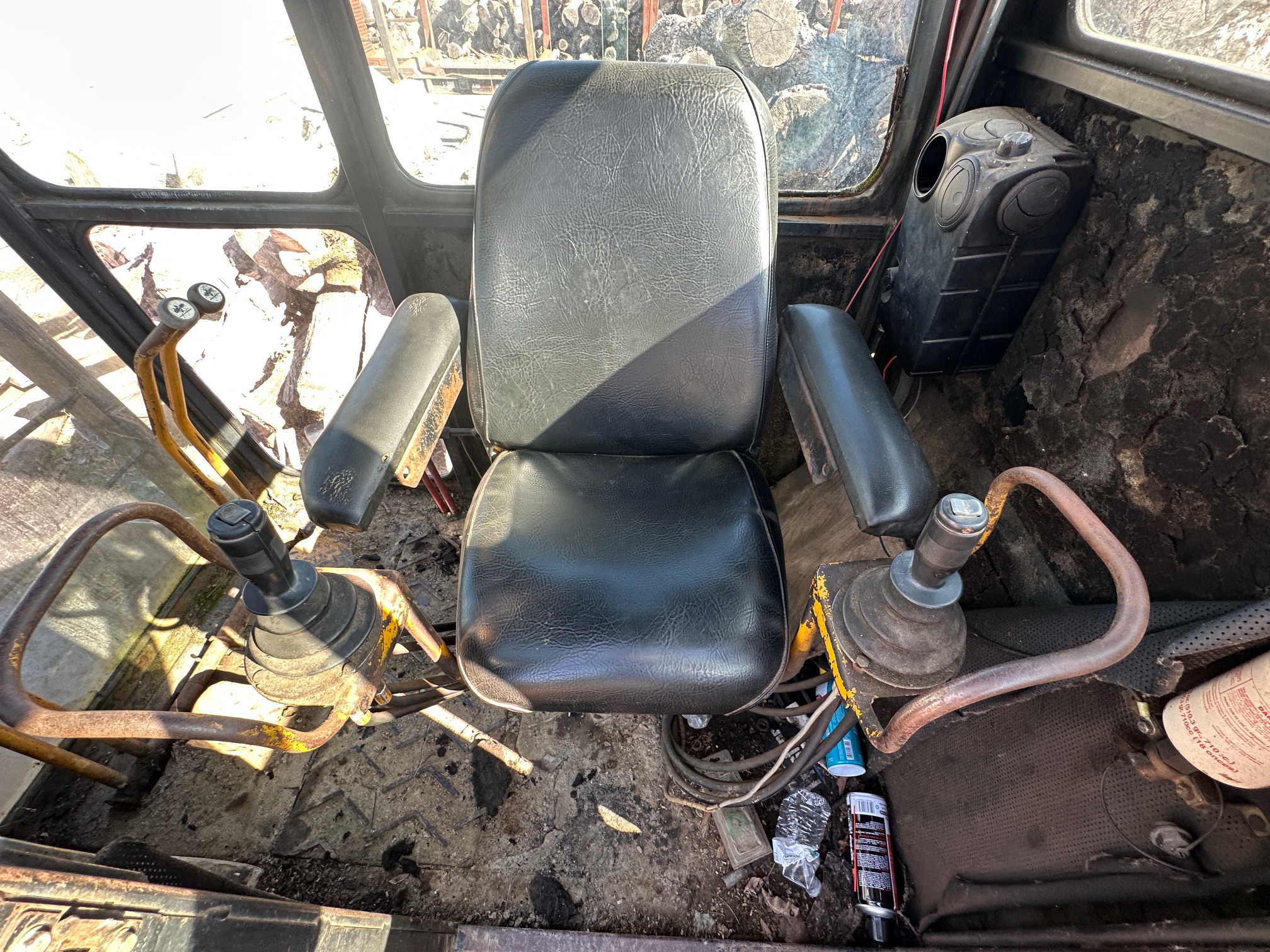 1984 MACK RD686S - Image 33