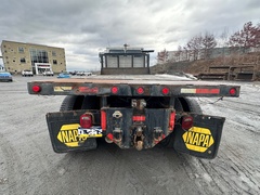 1997 FREIGHTLINER FL112 - Image 9