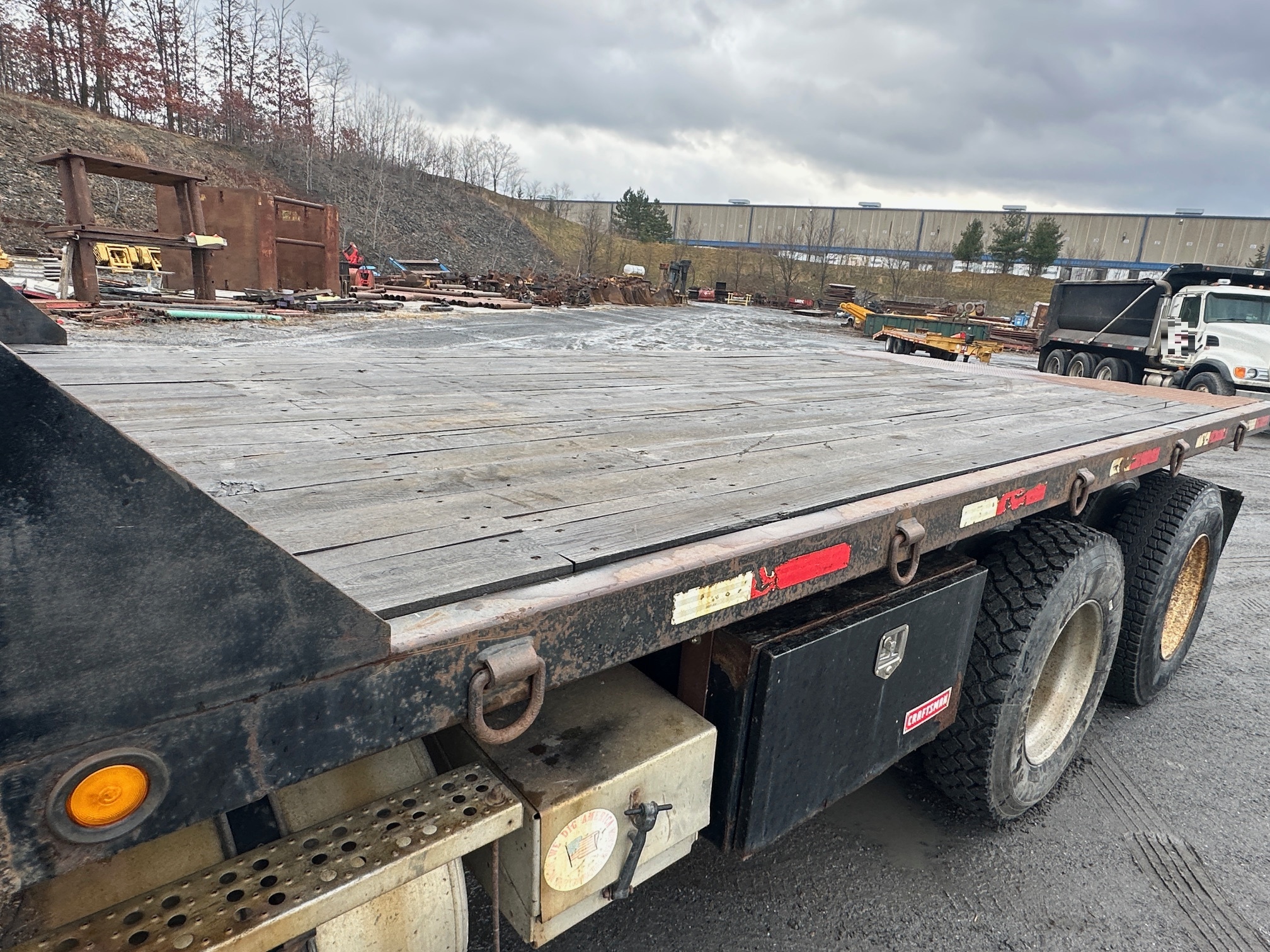 1997 FREIGHTLINER FL112 - Image 23