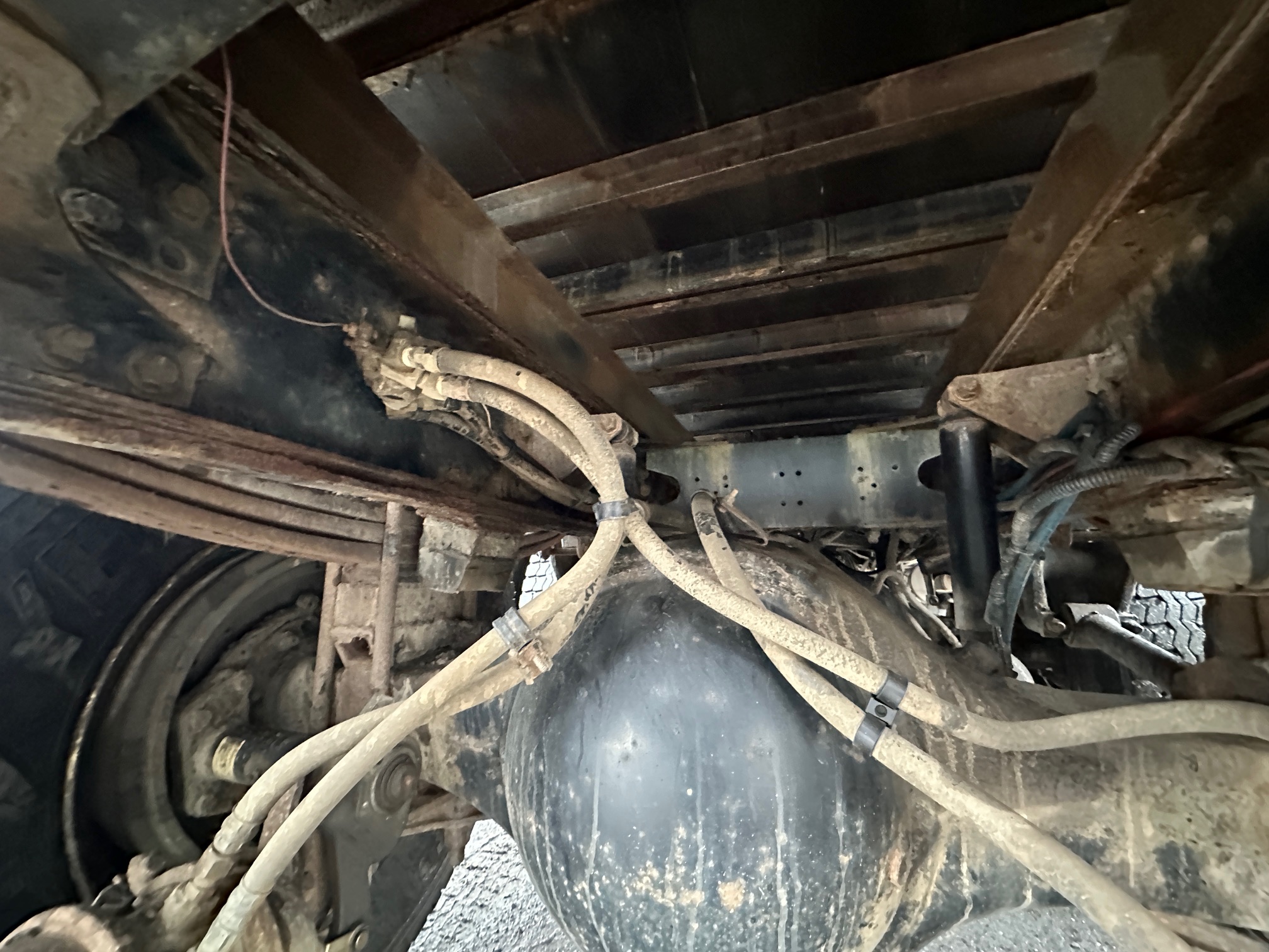 1997 FREIGHTLINER FL112 - Image 34