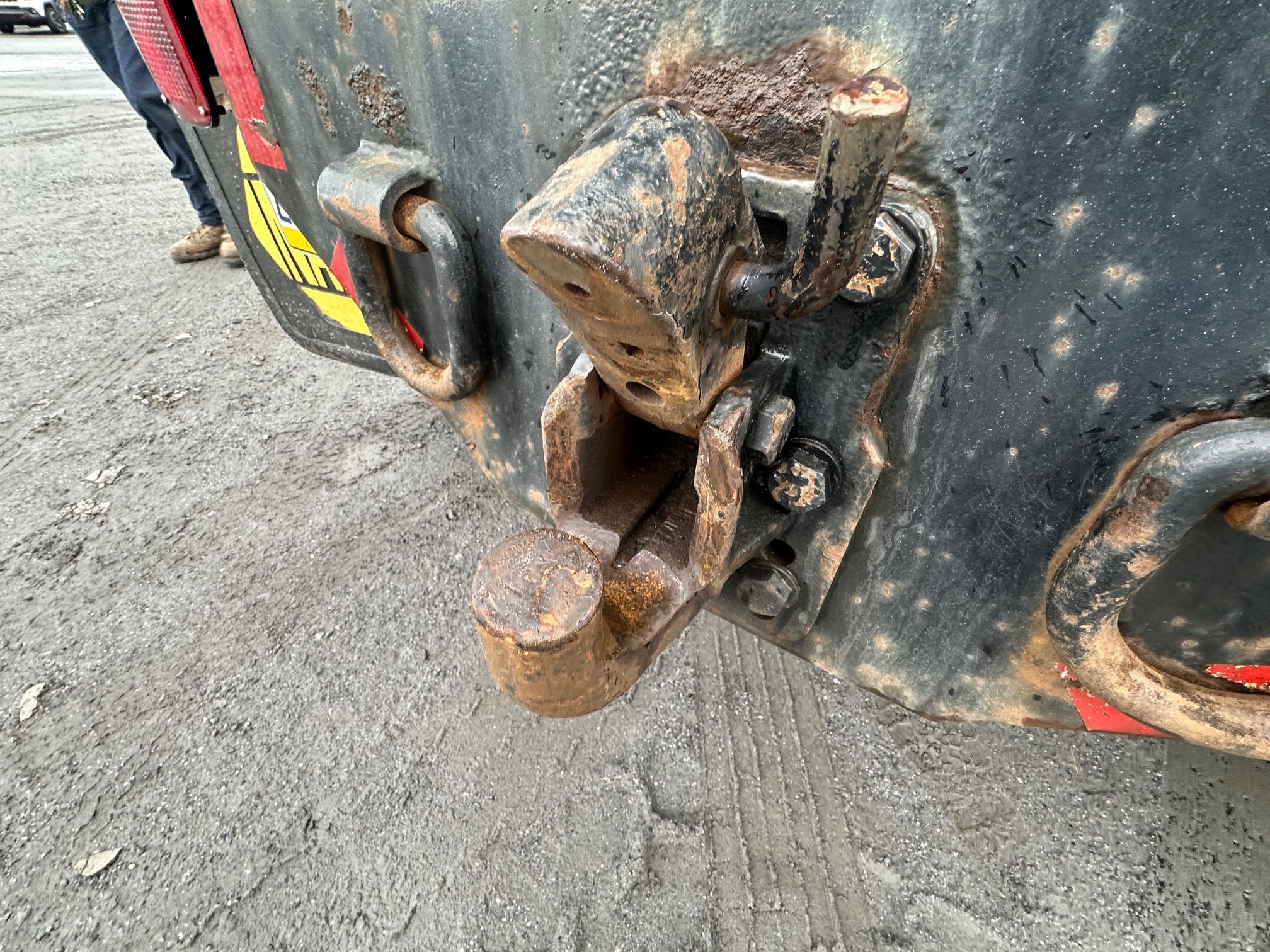 1997 FREIGHTLINER FL112 - Image 53