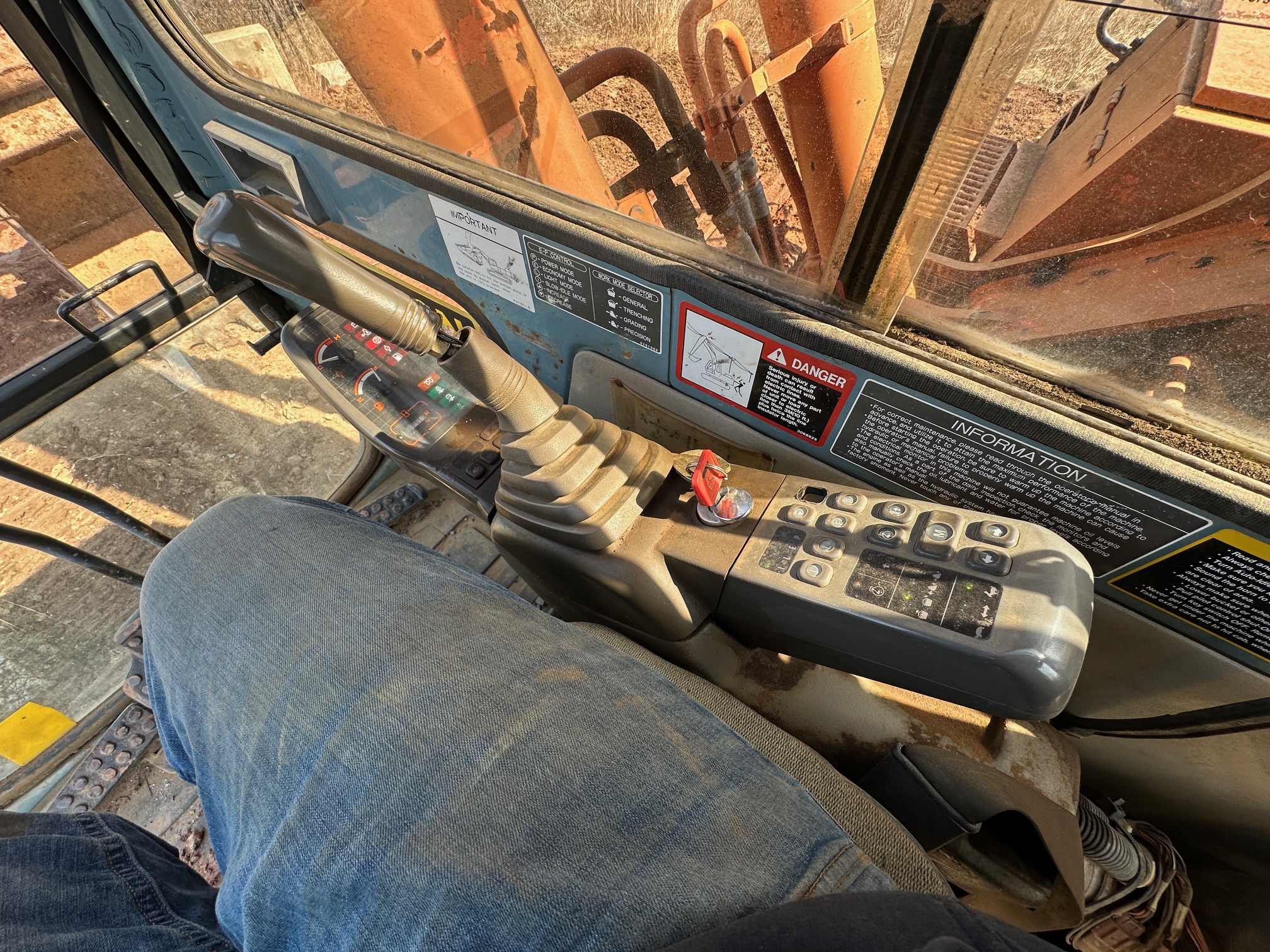 1997 HITACHI EX400LC-3 - Image 27