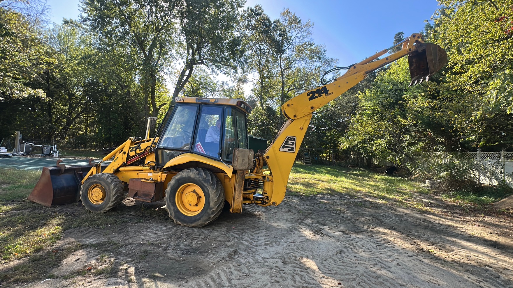 2001 JCB 214 III - Image 2