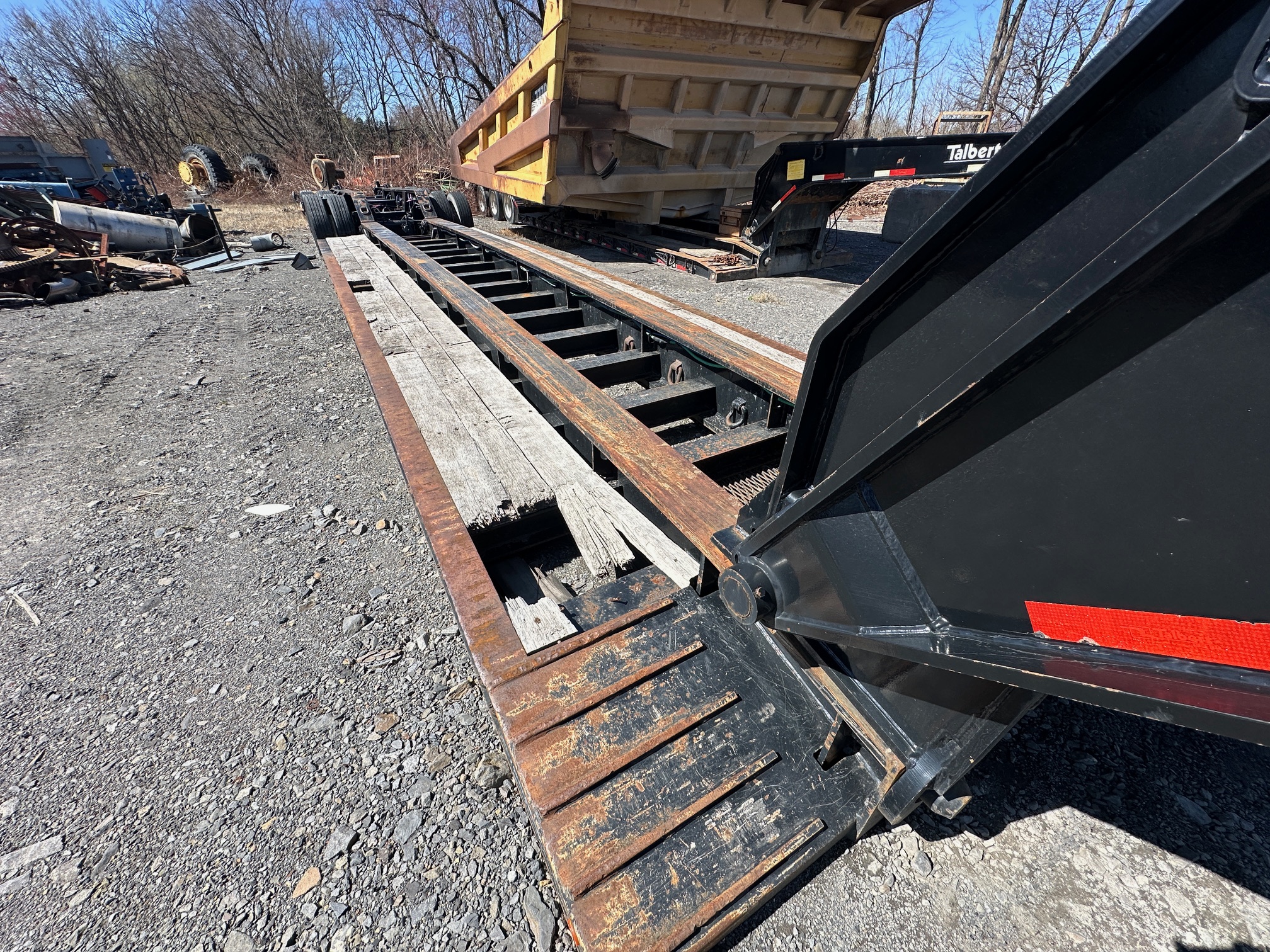 2015 TALBERT 65-Ton Lowboy w/ Beam Insert - Image 6