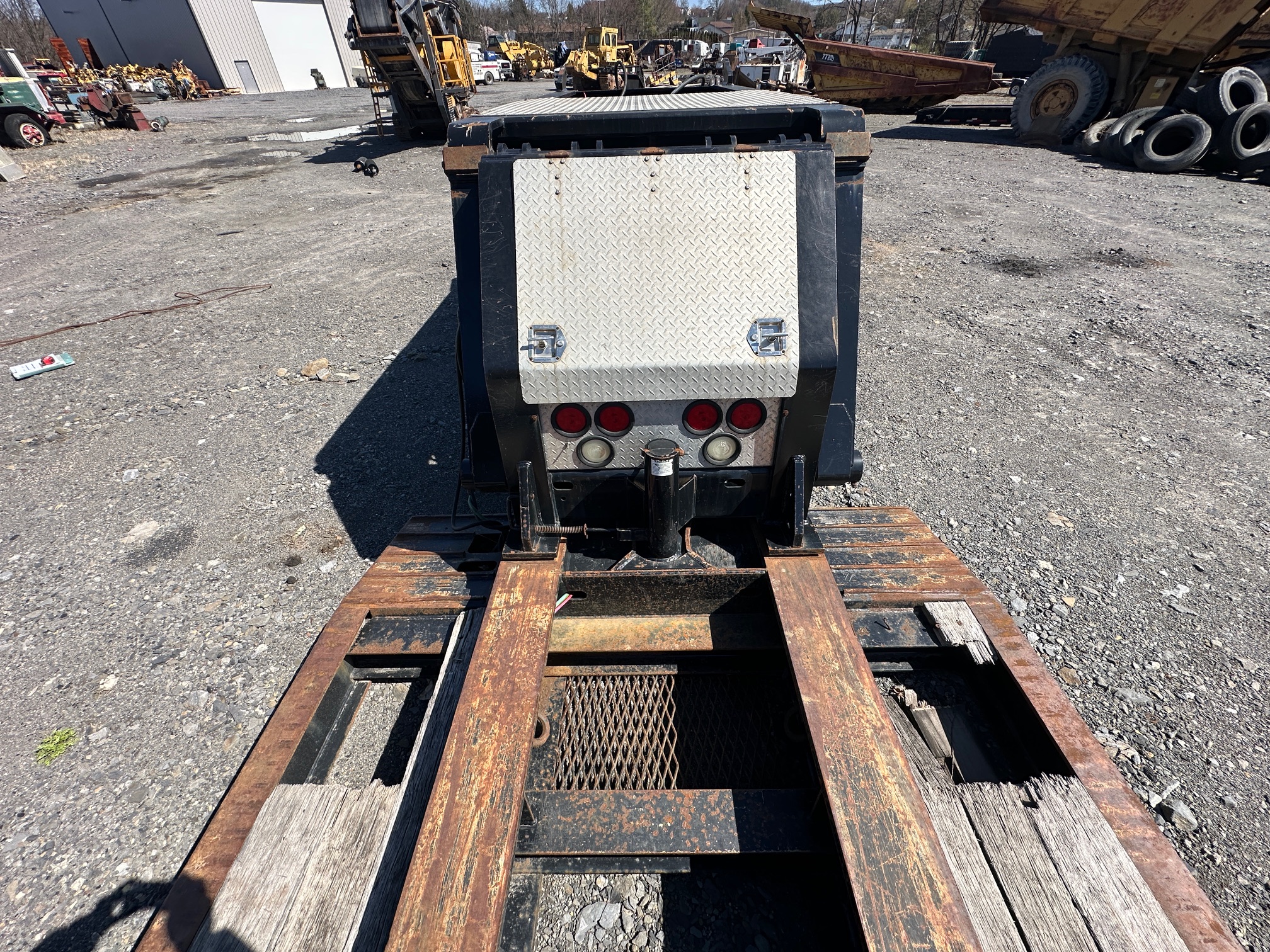 2015 TALBERT 65-Ton Lowboy w/ Beam Insert - Image 10