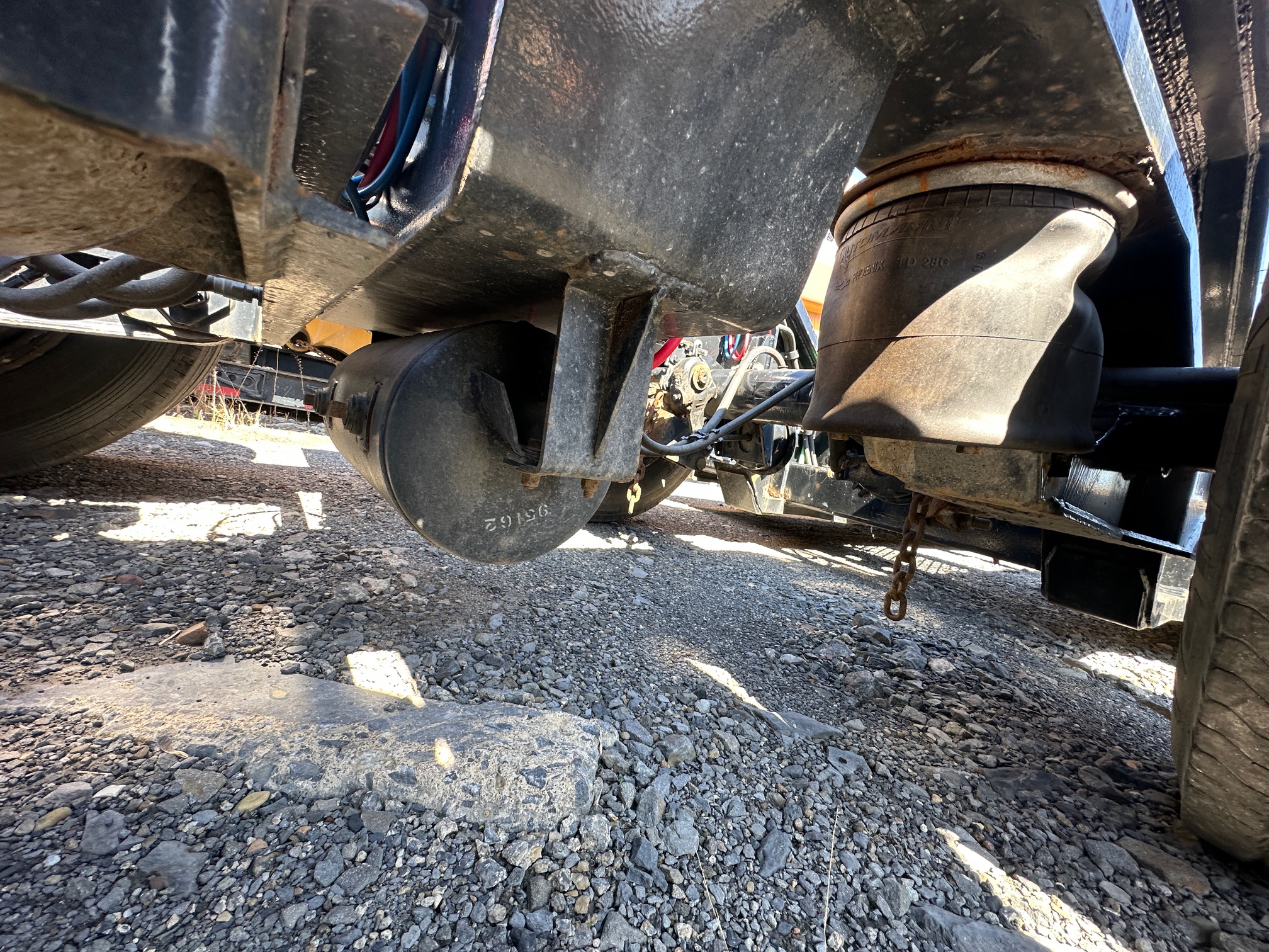 2015 TALBERT 65-Ton Lowboy w/ Beam Insert - Image 31