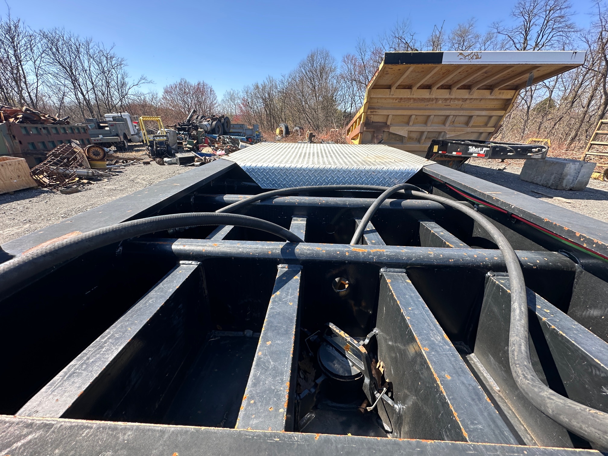 2015 TALBERT 65-Ton Lowboy w/ Beam Insert - Image 46