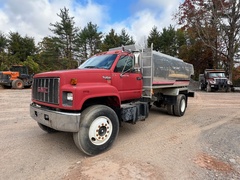 1995 GMC Topkick - Image 2