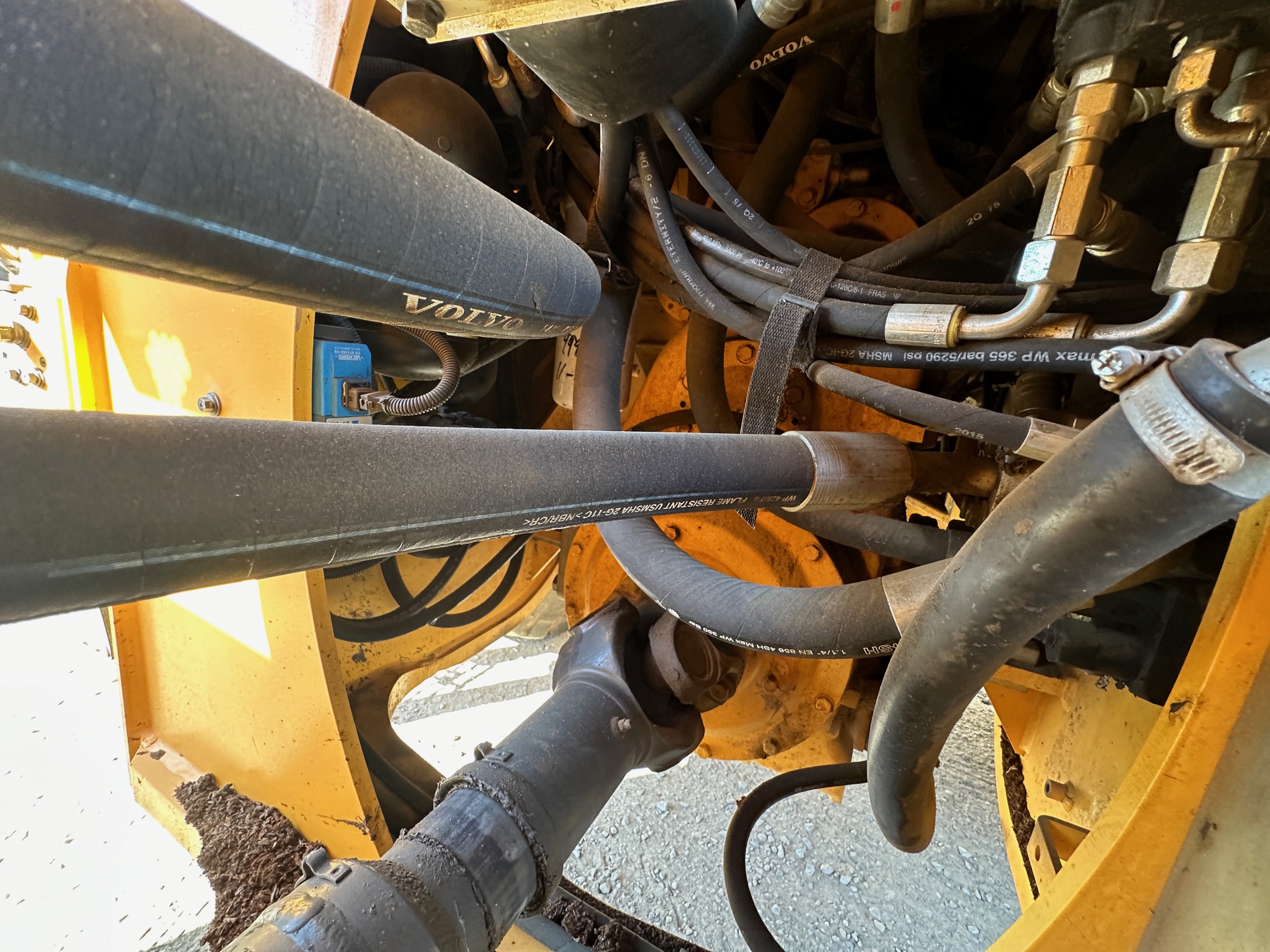 2015 VOLVO L150H - Image 17