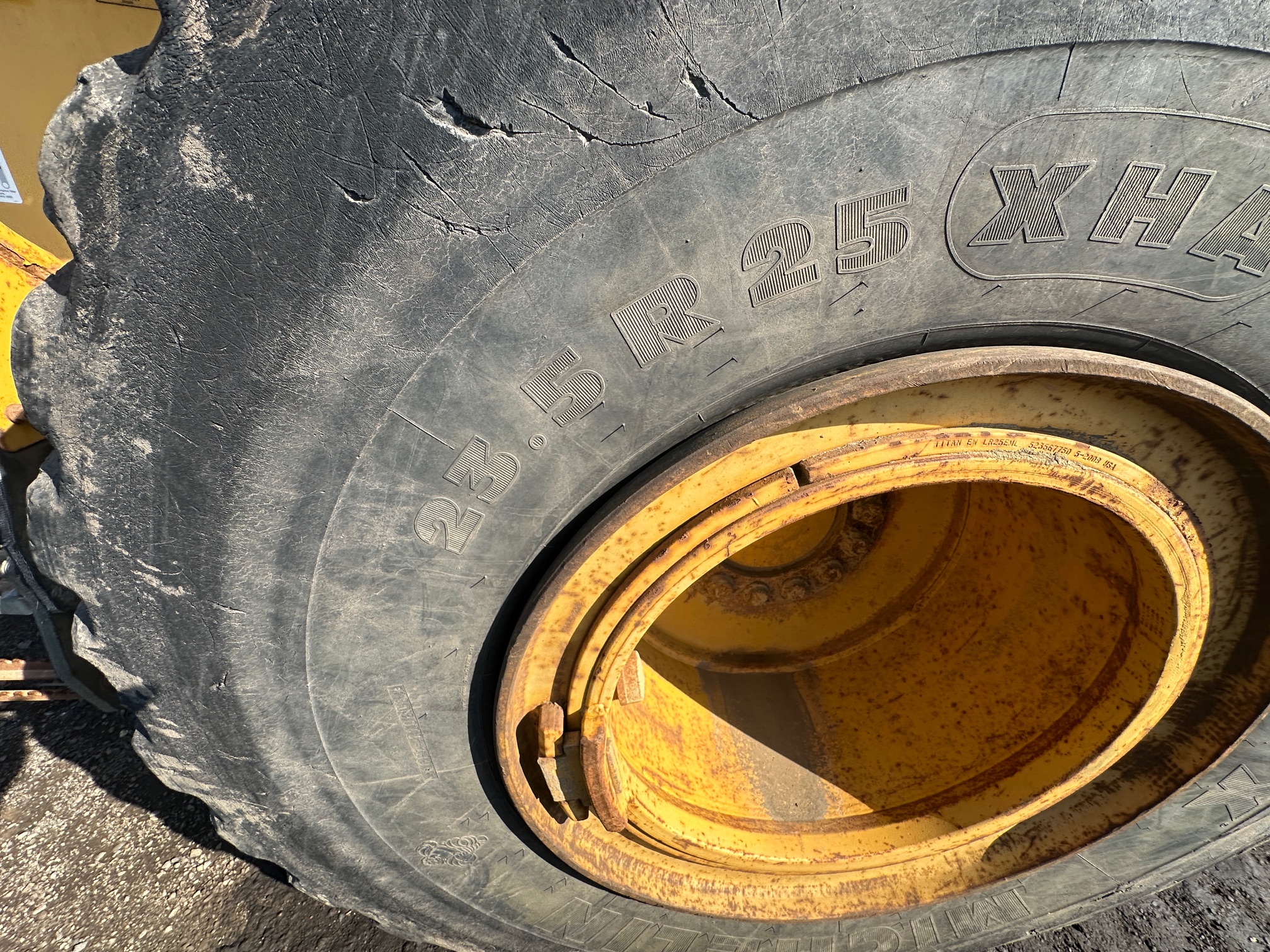 2008 DEERE 644J - view 9 of 34