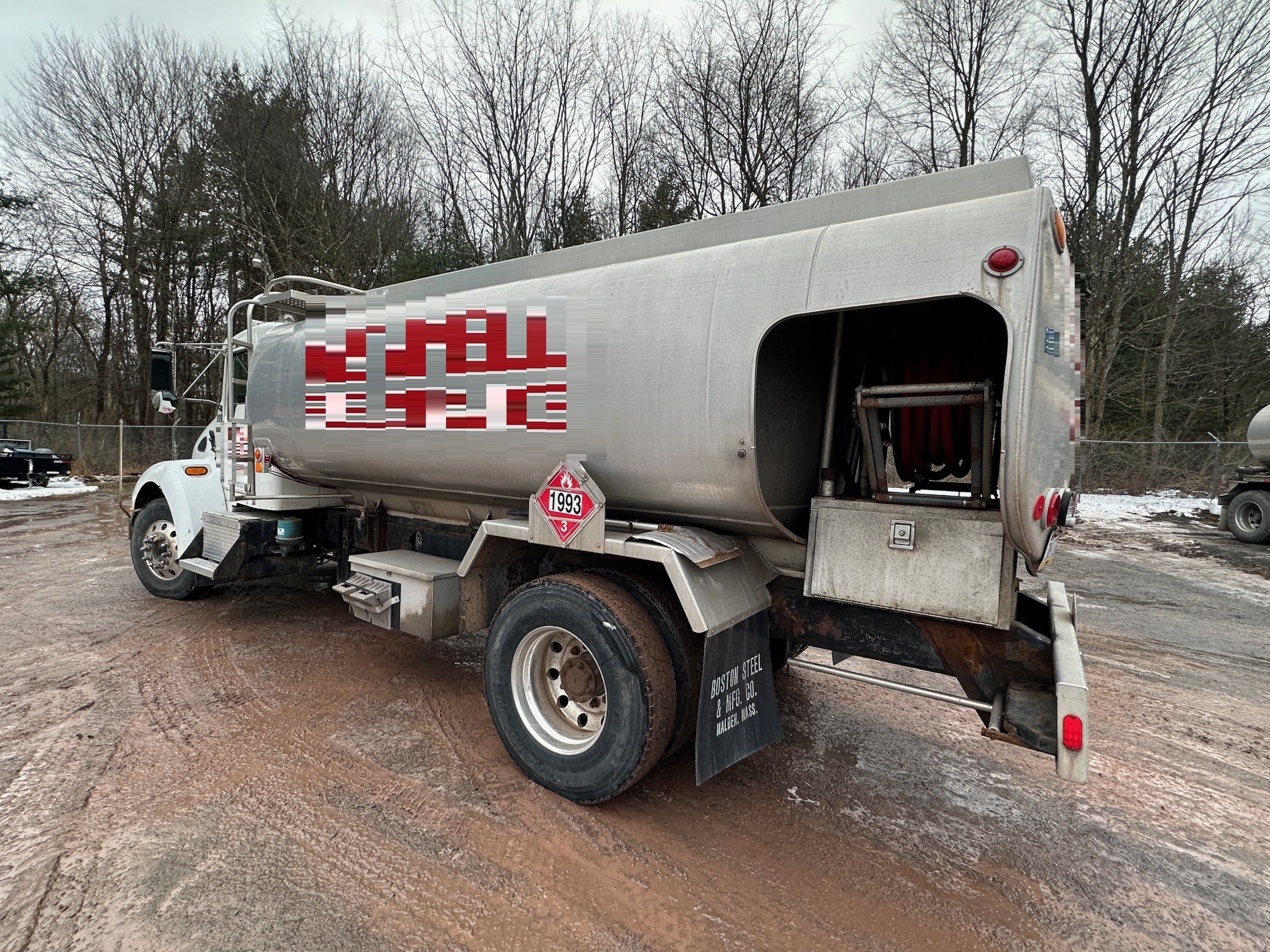 2005 KENWORTH T300 Tanker - Image 10