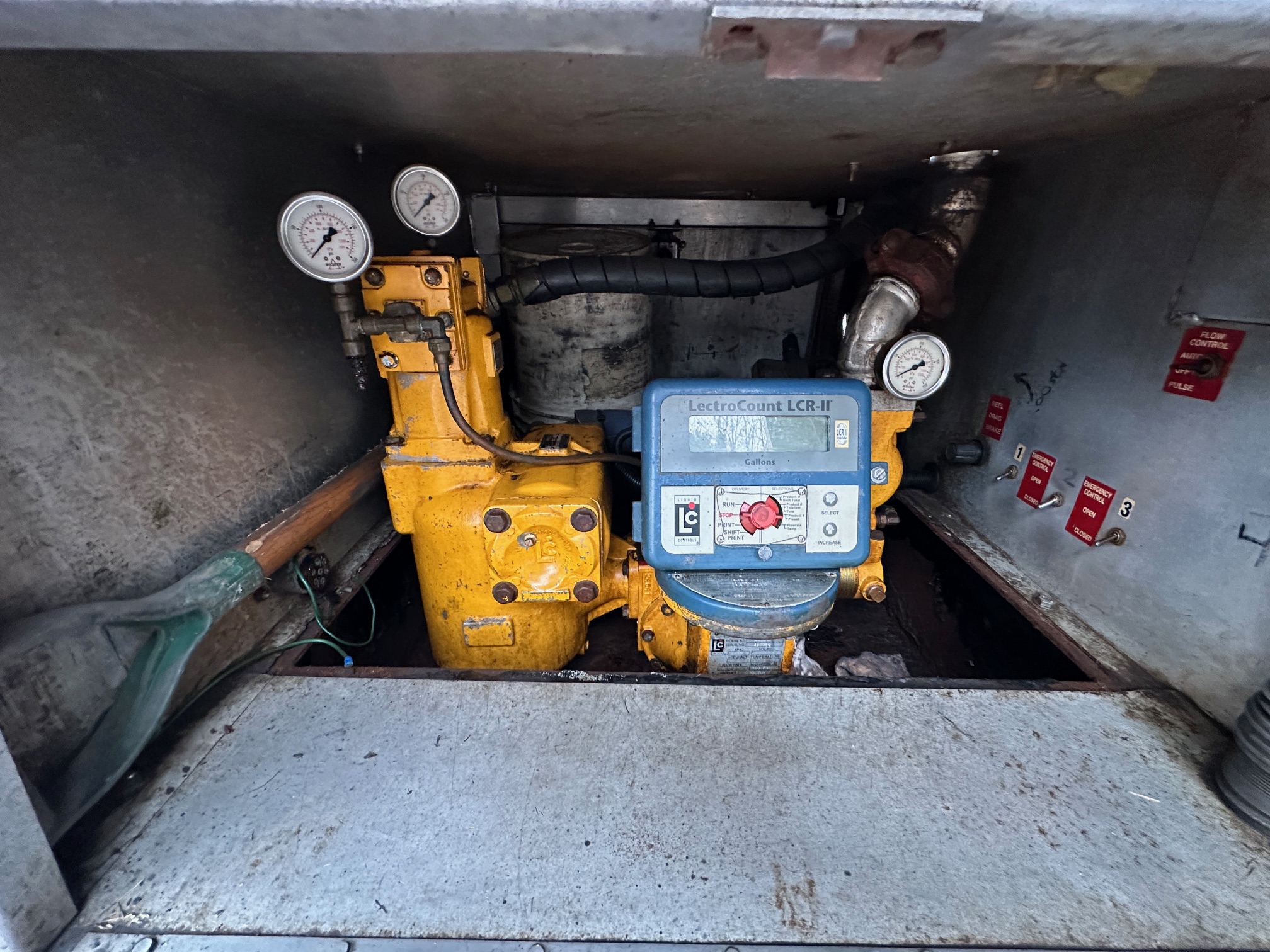 2005 KENWORTH T300 Tanker - Image 41