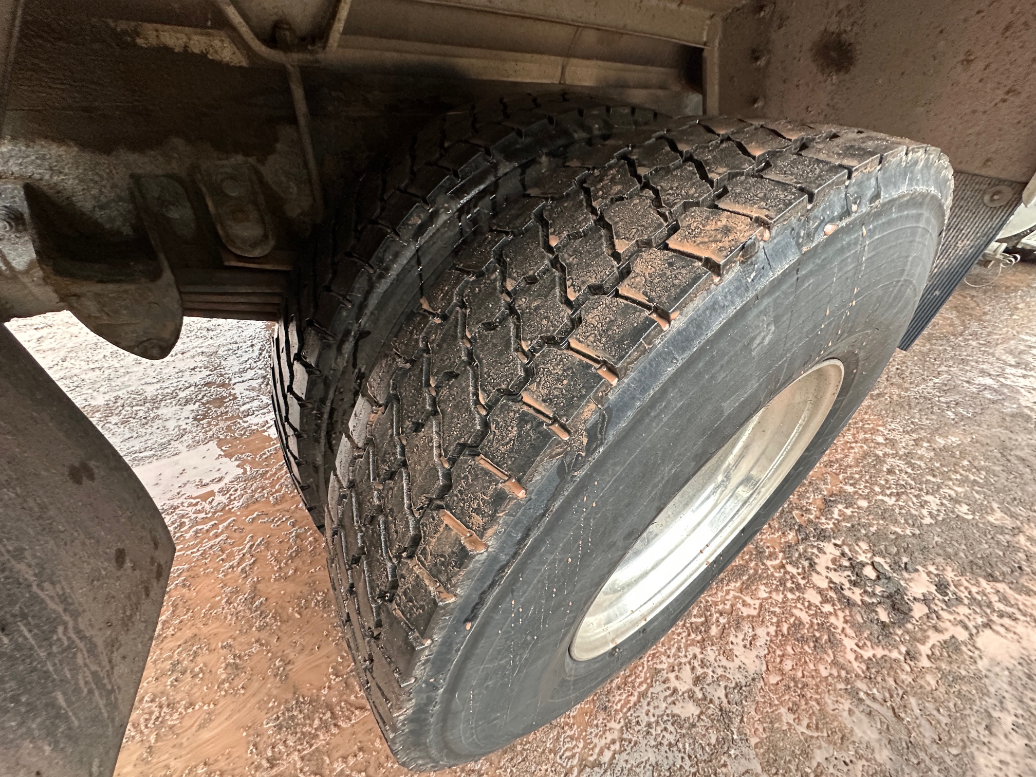 2005 KENWORTH T300 Tanker - Image 43