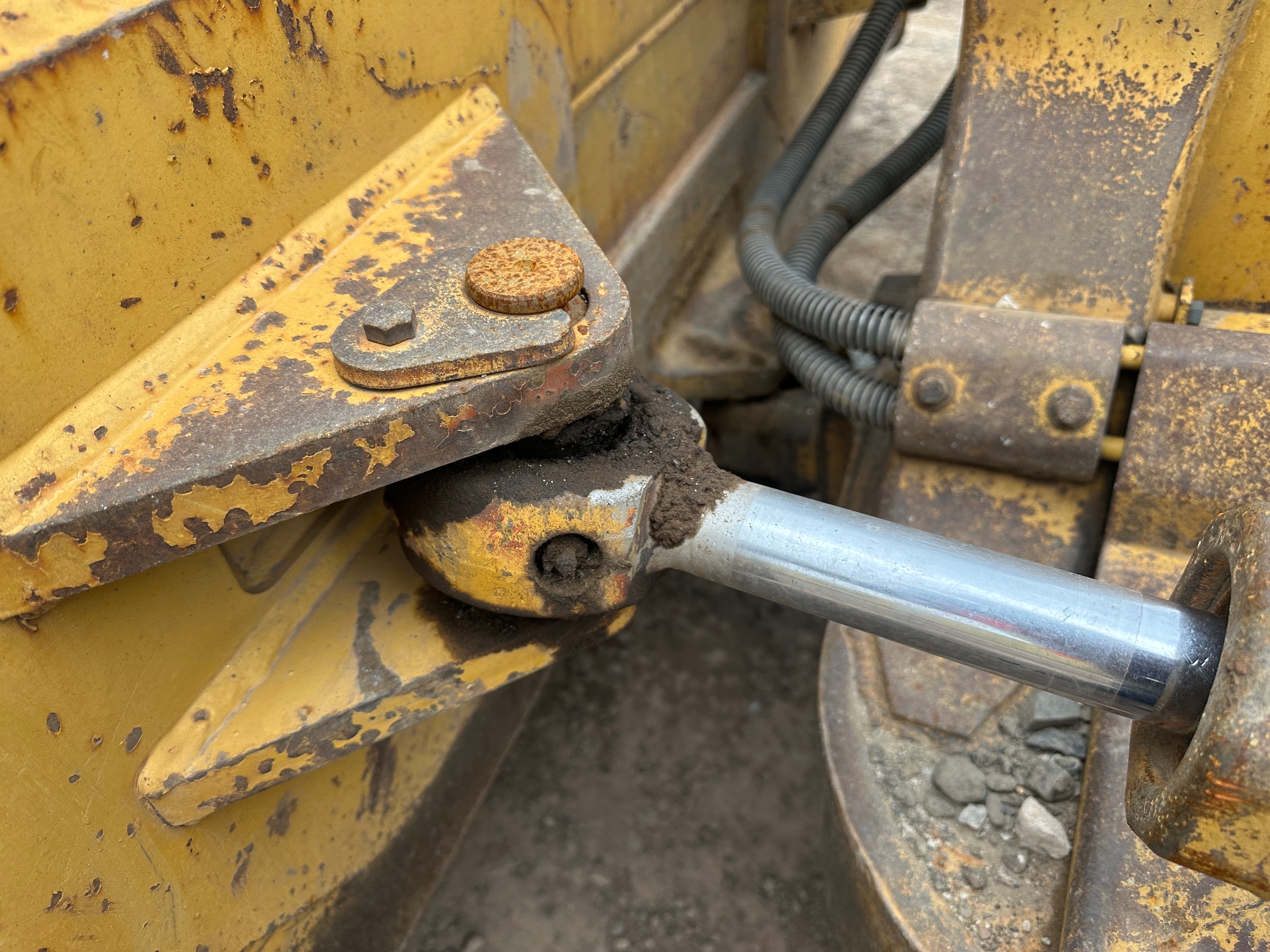 2001 CATERPILLAR D5C - Image 18