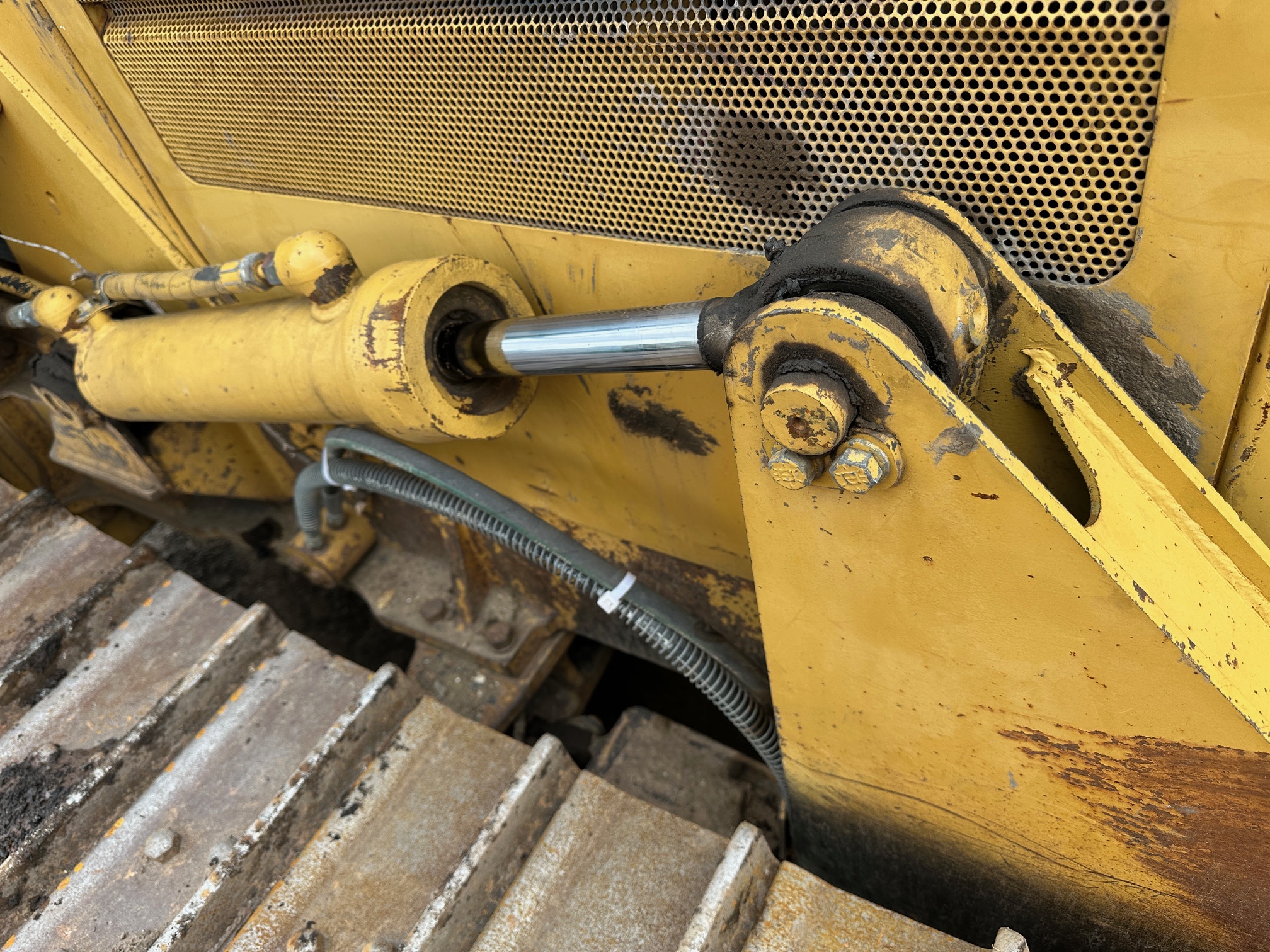 2001 CATERPILLAR D5C - Image 25