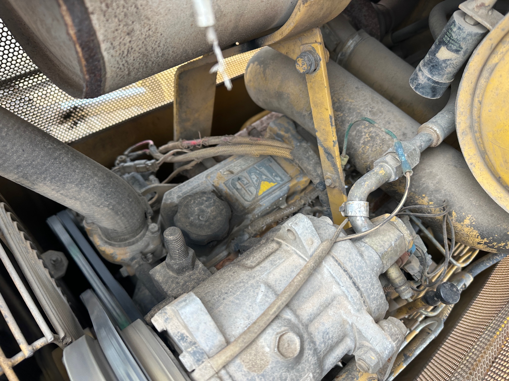 2001 CATERPILLAR D5C - Image 30