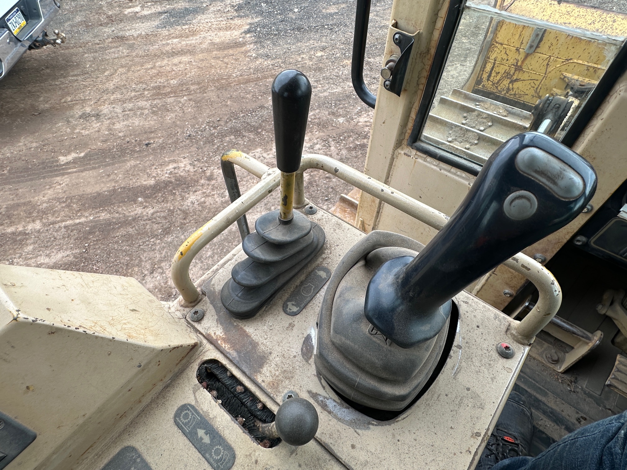 2001 CATERPILLAR D5C - Image 37