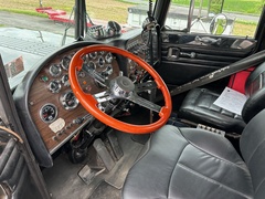 1984 PETERBILT 359 - Image 41