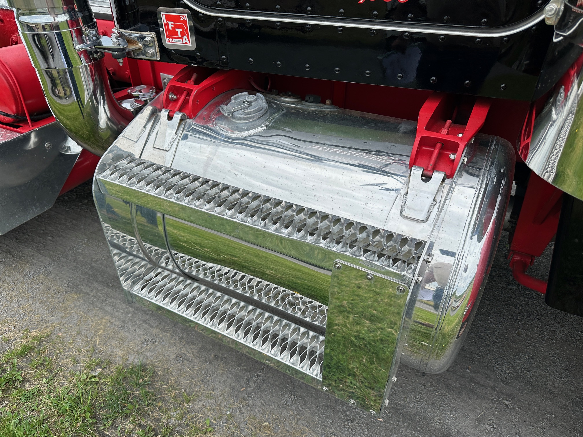 1984 PETERBILT 359 - Image 55