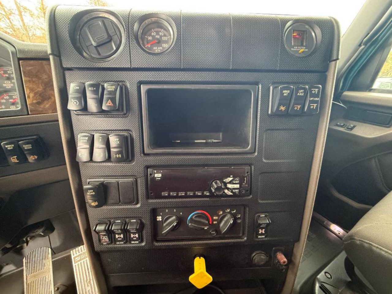 2020 INTERNATIONAL HX620 - Image 25