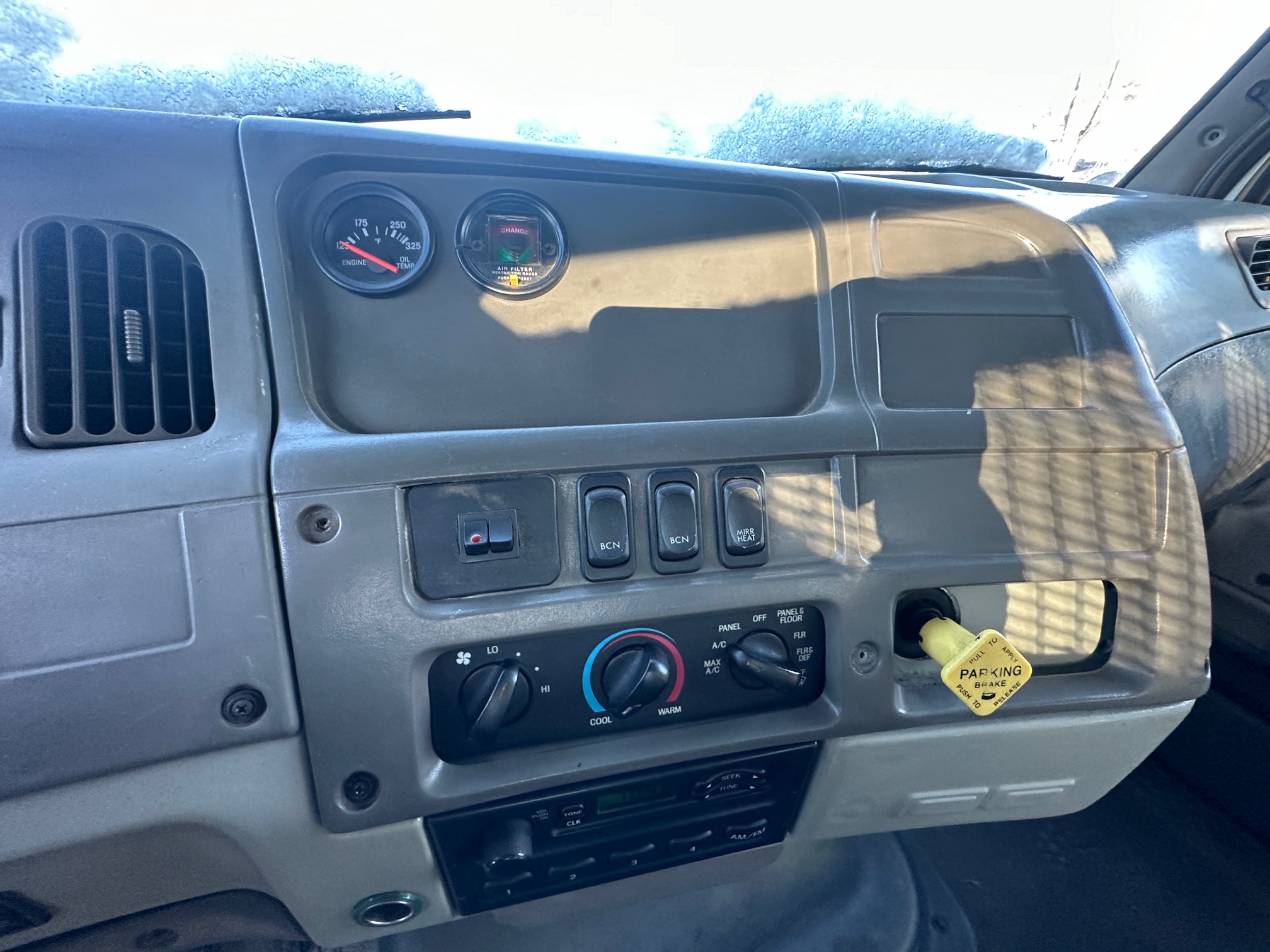 2006 STERLING L7500 - Image 34