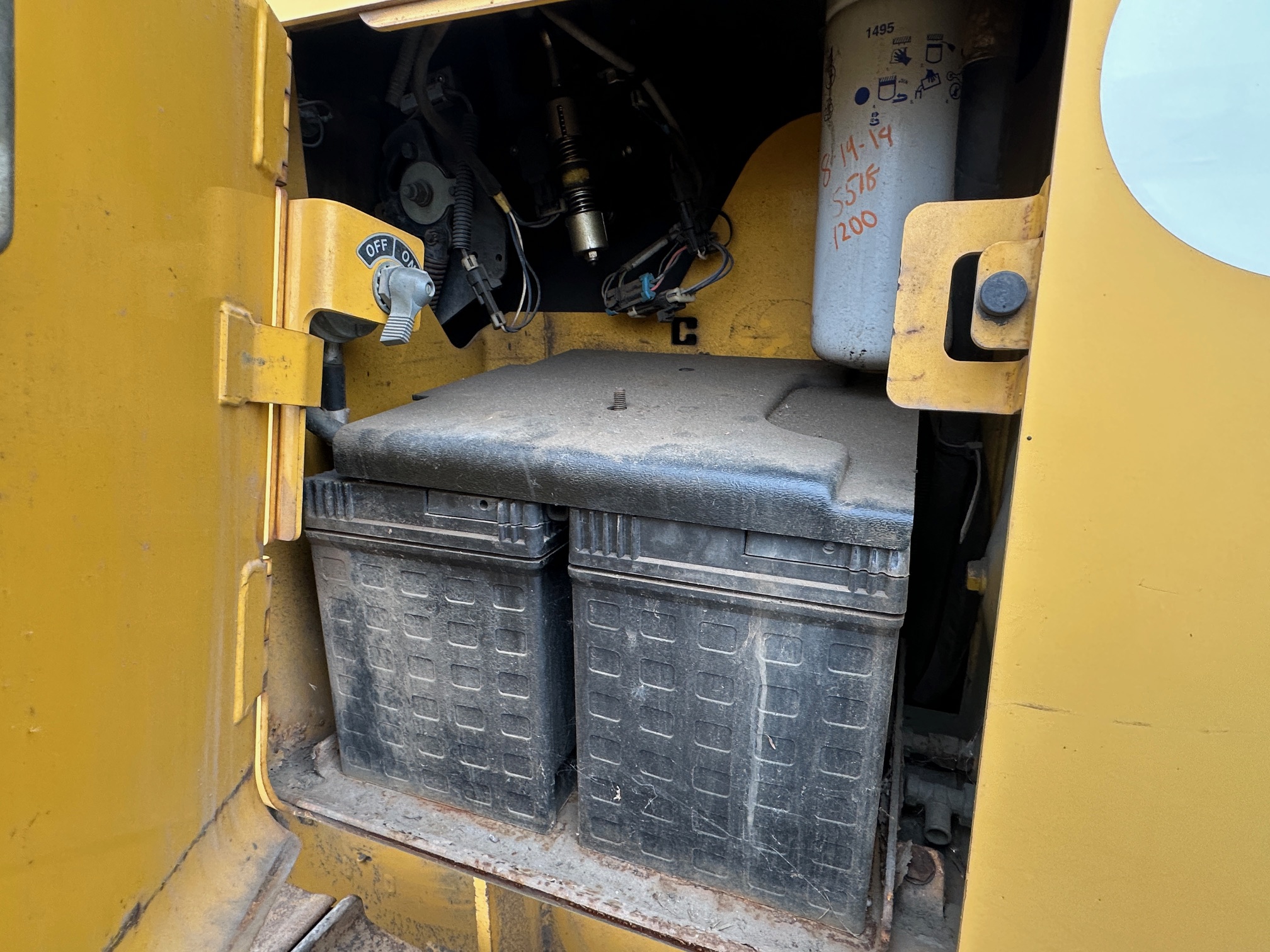 2007 DEERE 650J LT - Image 15