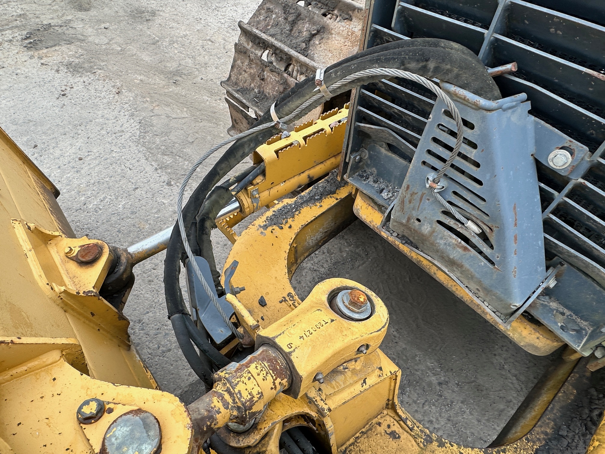 2007 DEERE 650J LT - Image 22