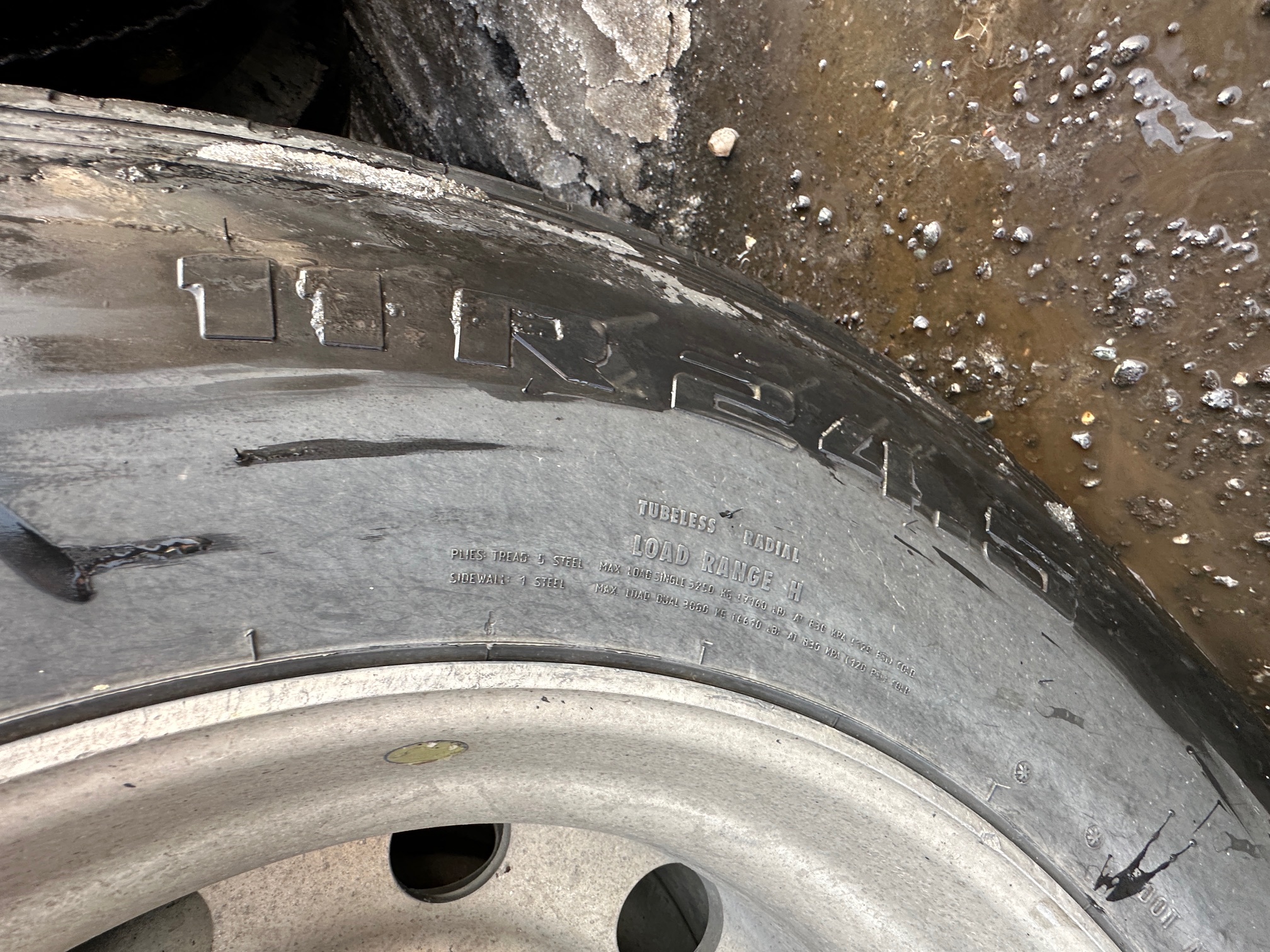 2021 MAC Quad Axle End Dump - Image 9