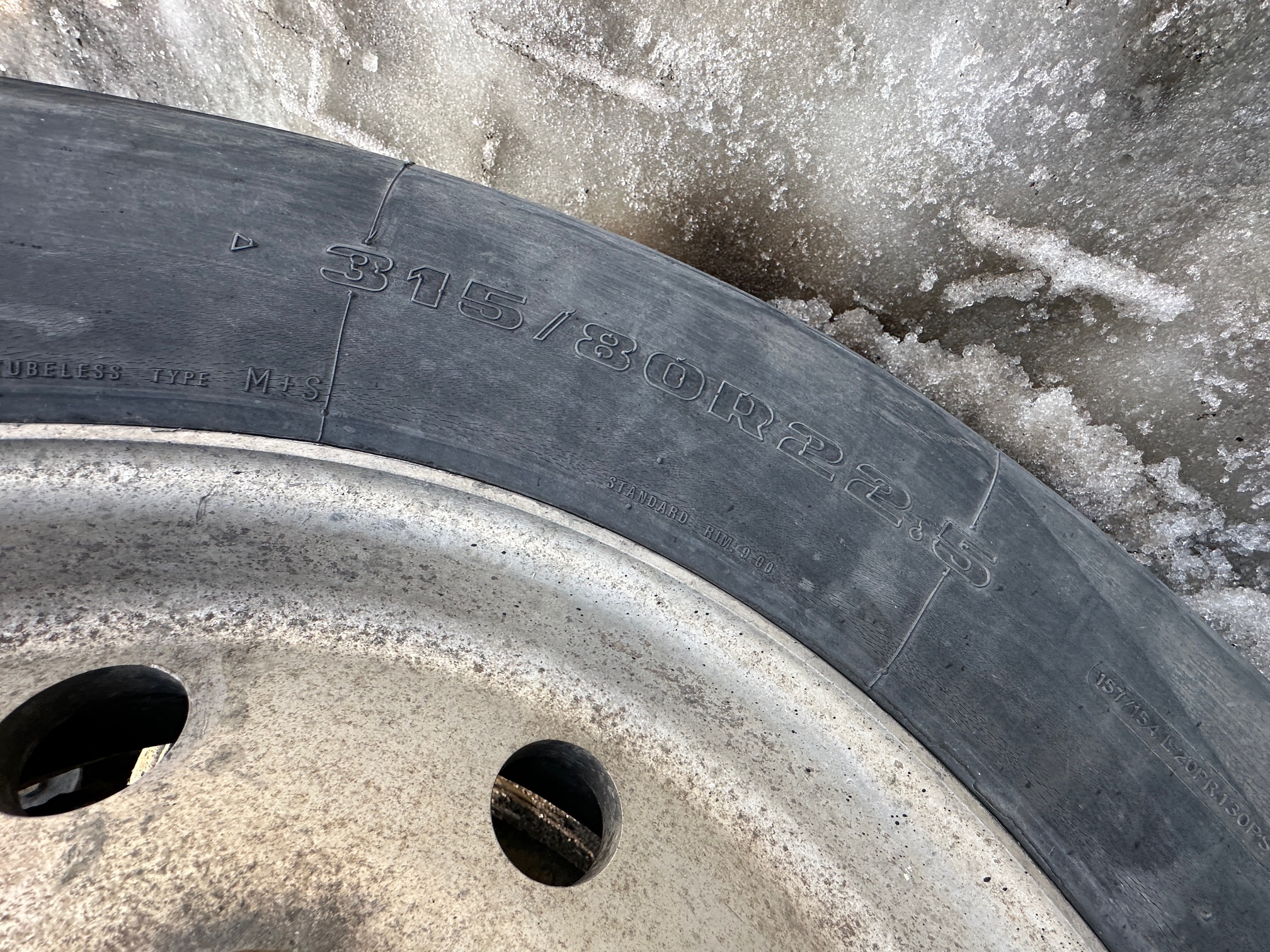 2021 MAC Quad Axle End Dump - Image 12