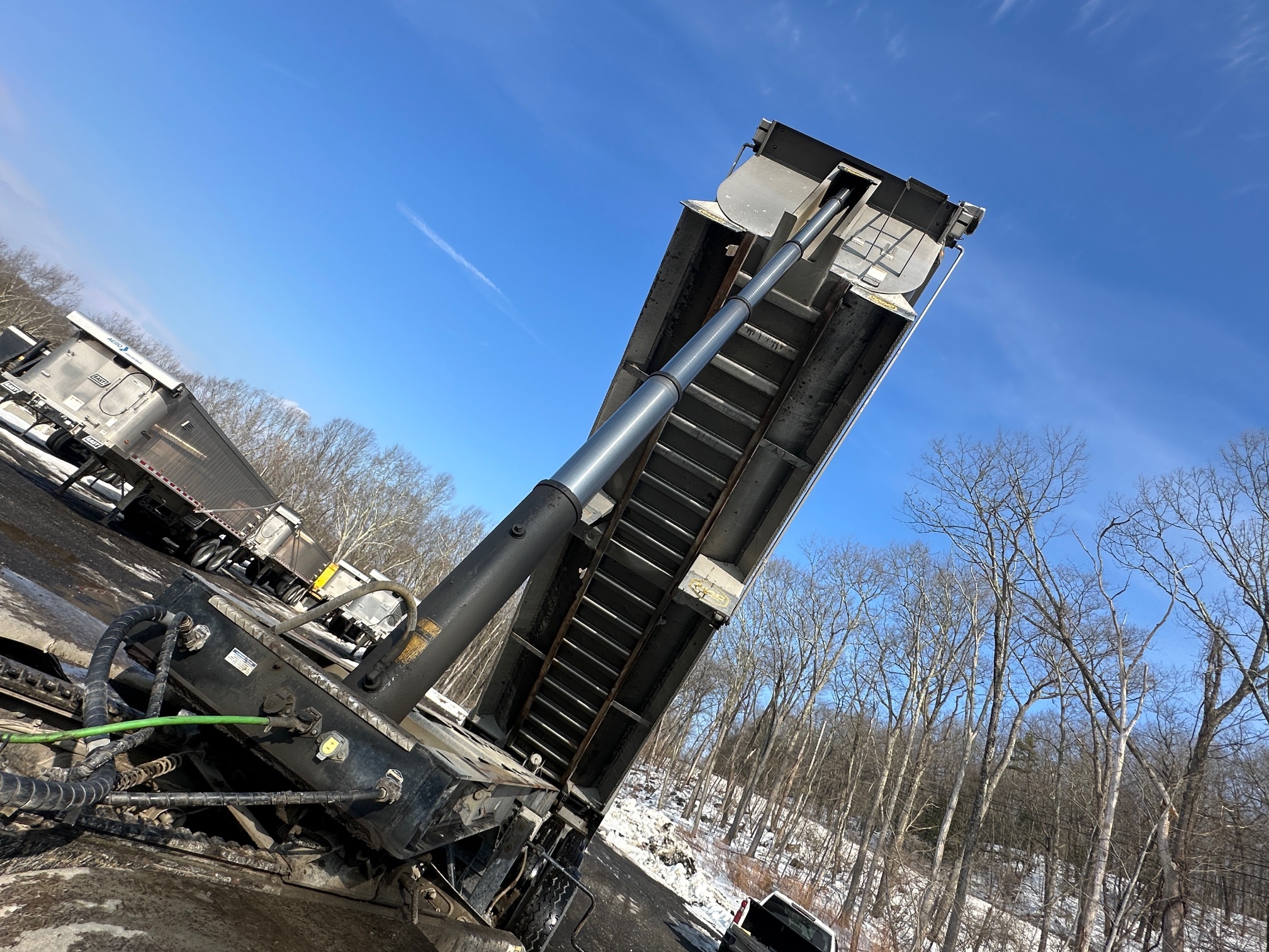 2021 MAC Quad Axle End Dump - Image 24