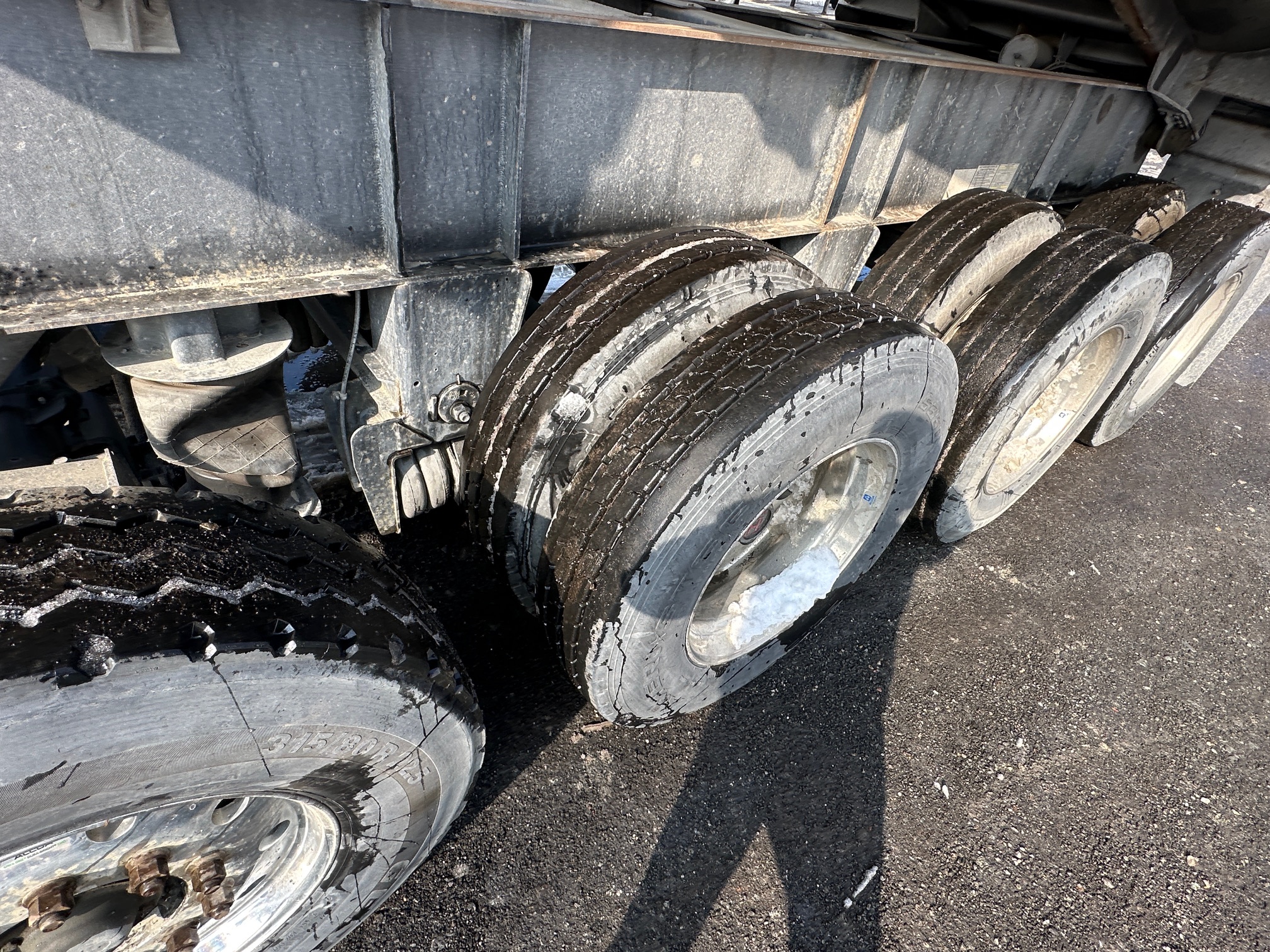 2021 MAC Quad Axle End Dump - Image 29