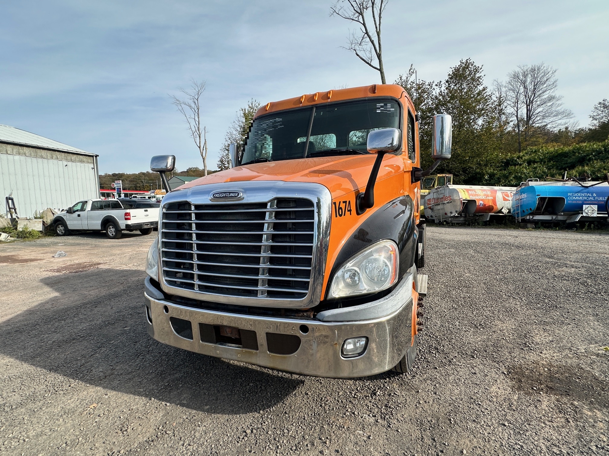 2012 FREIGHTLINER Cascadia 125 - view 4 of 35