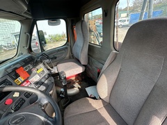 2012 FREIGHTLINER Cascadia 125 - Image 25