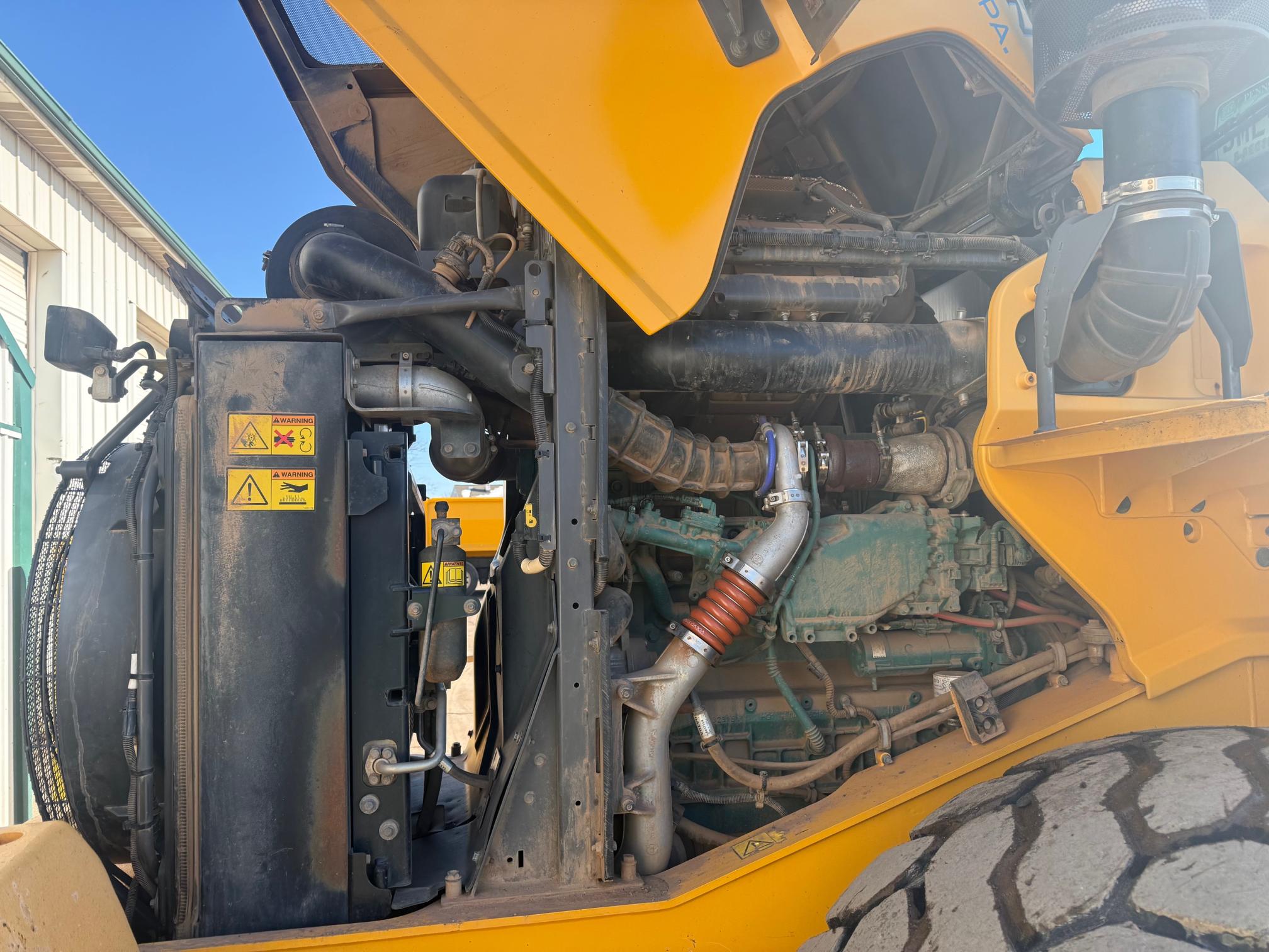 2016 VOLVO L90H - Image 10