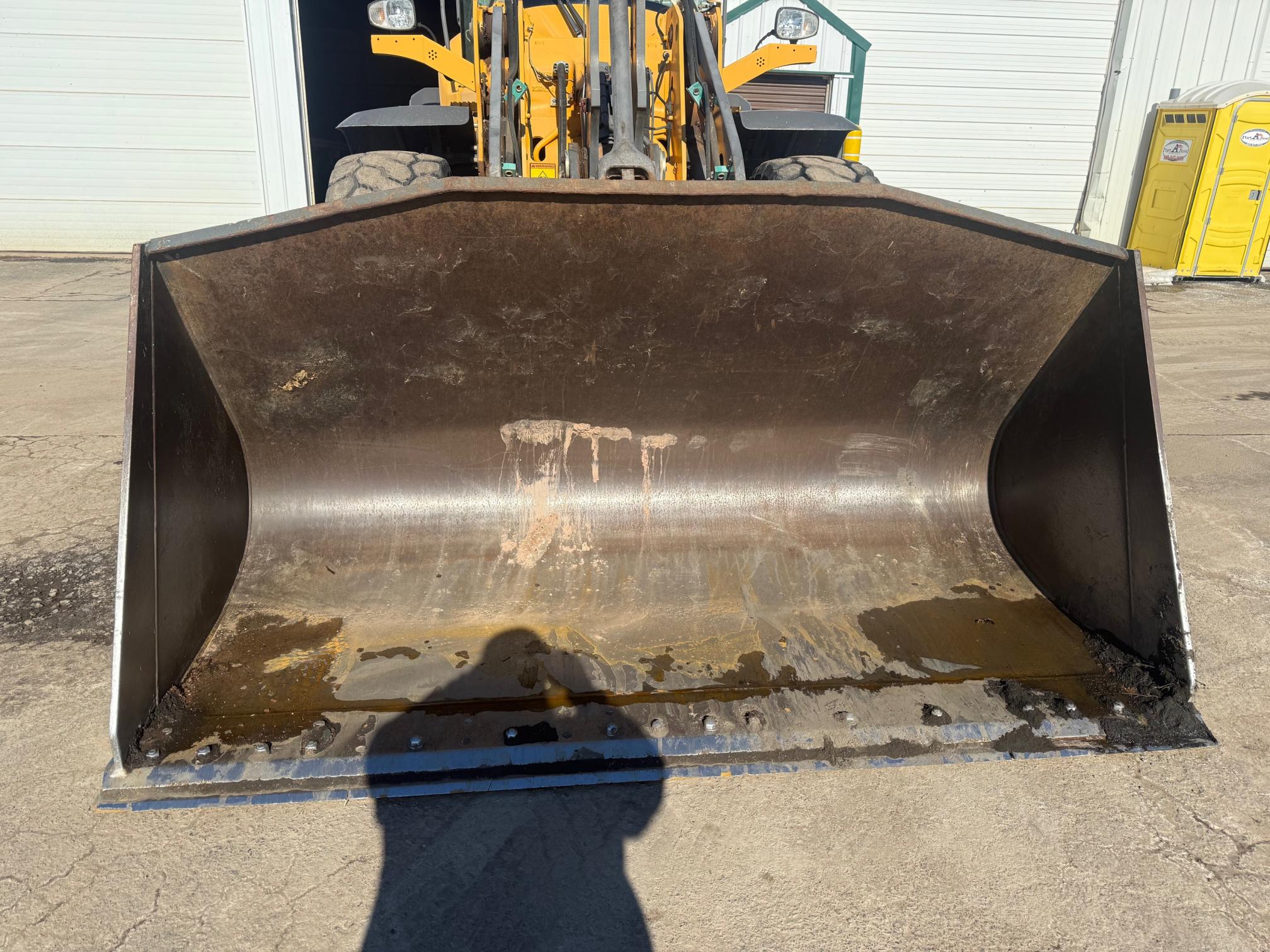 2016 VOLVO L90H - view 18 of 29