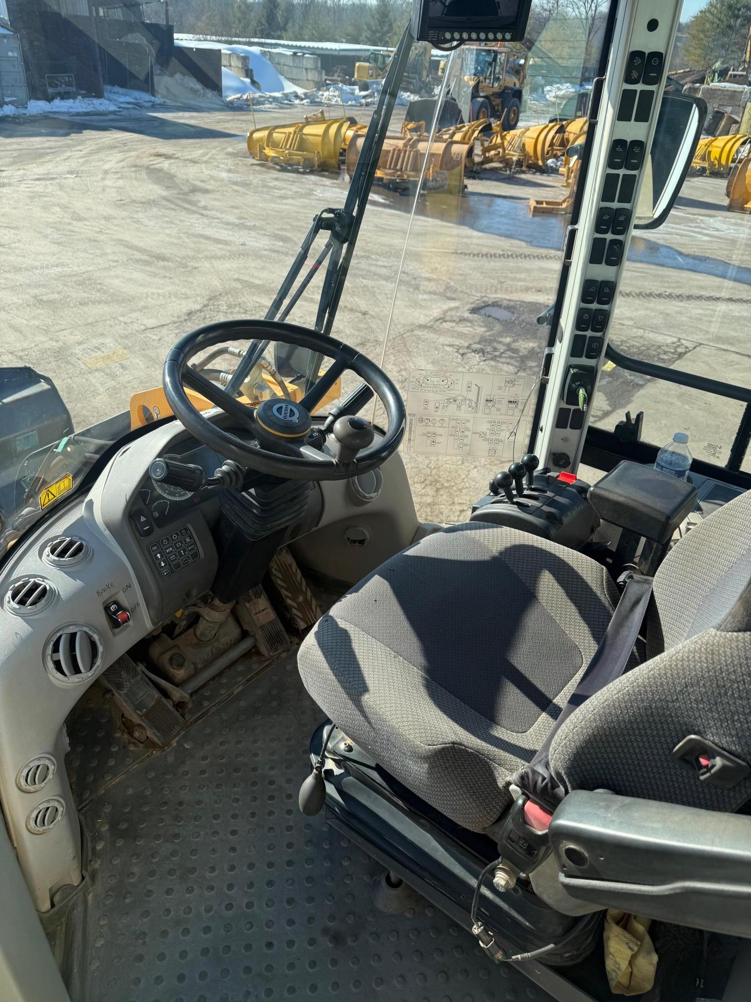 2016 VOLVO L90H - Image 21