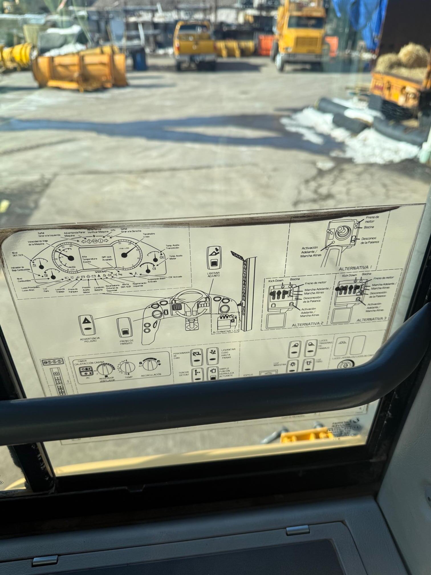 2016 VOLVO L90H - Image 26