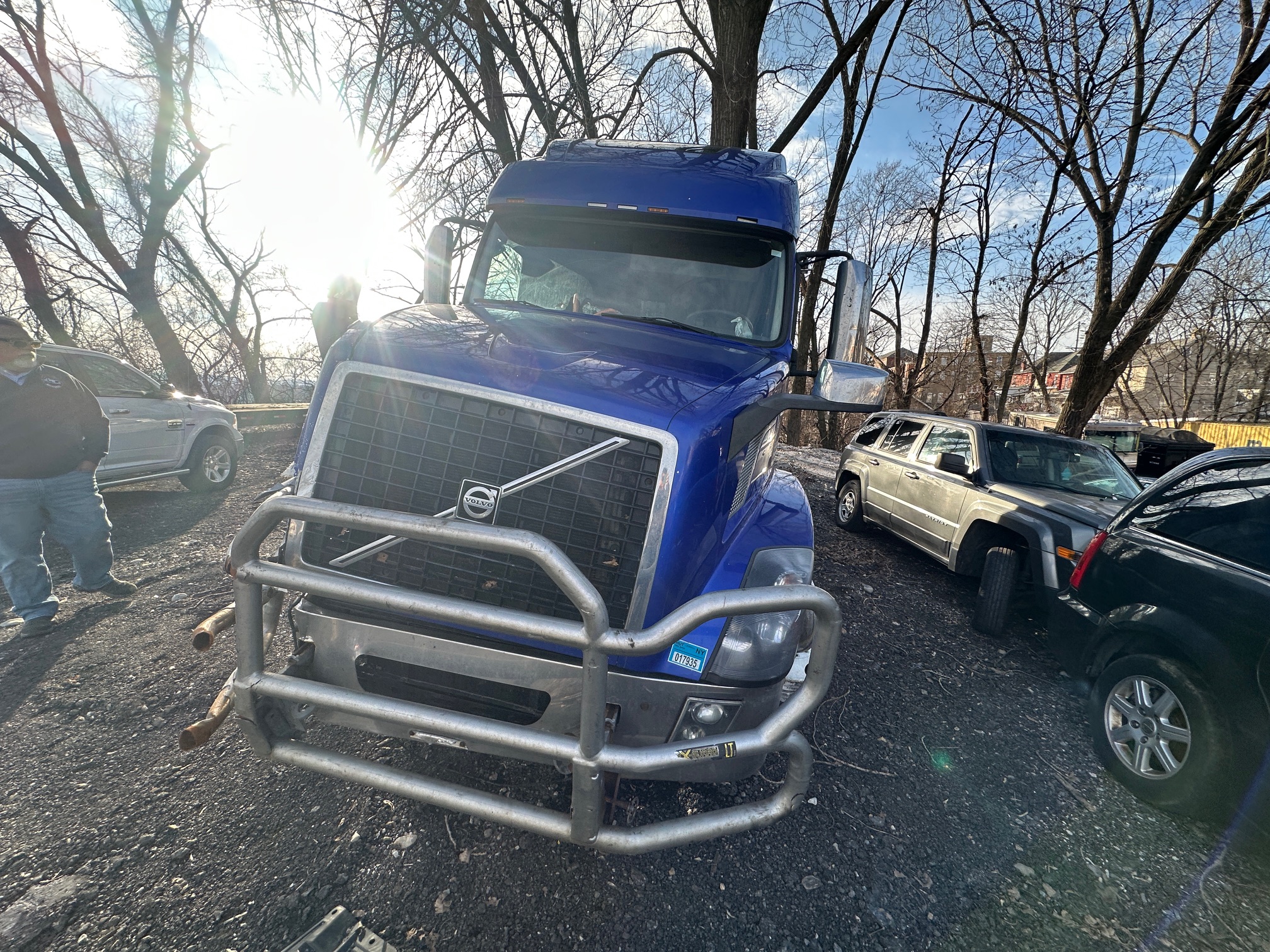 2016 VOLVO VNL64T760 - view 4 of 12