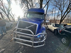 2016 VOLVO VNL64T760 - Image 4