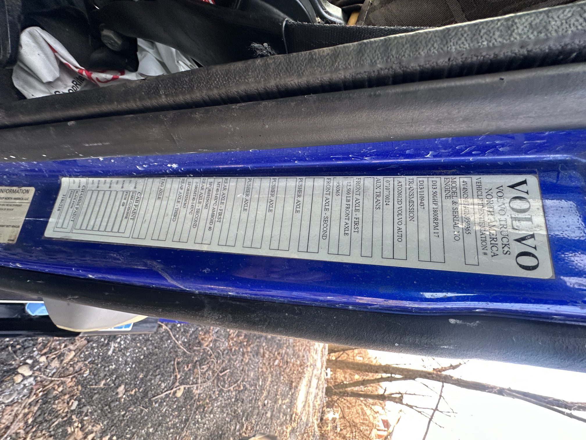 2016 VOLVO VNL64T760 - view 9 of 12